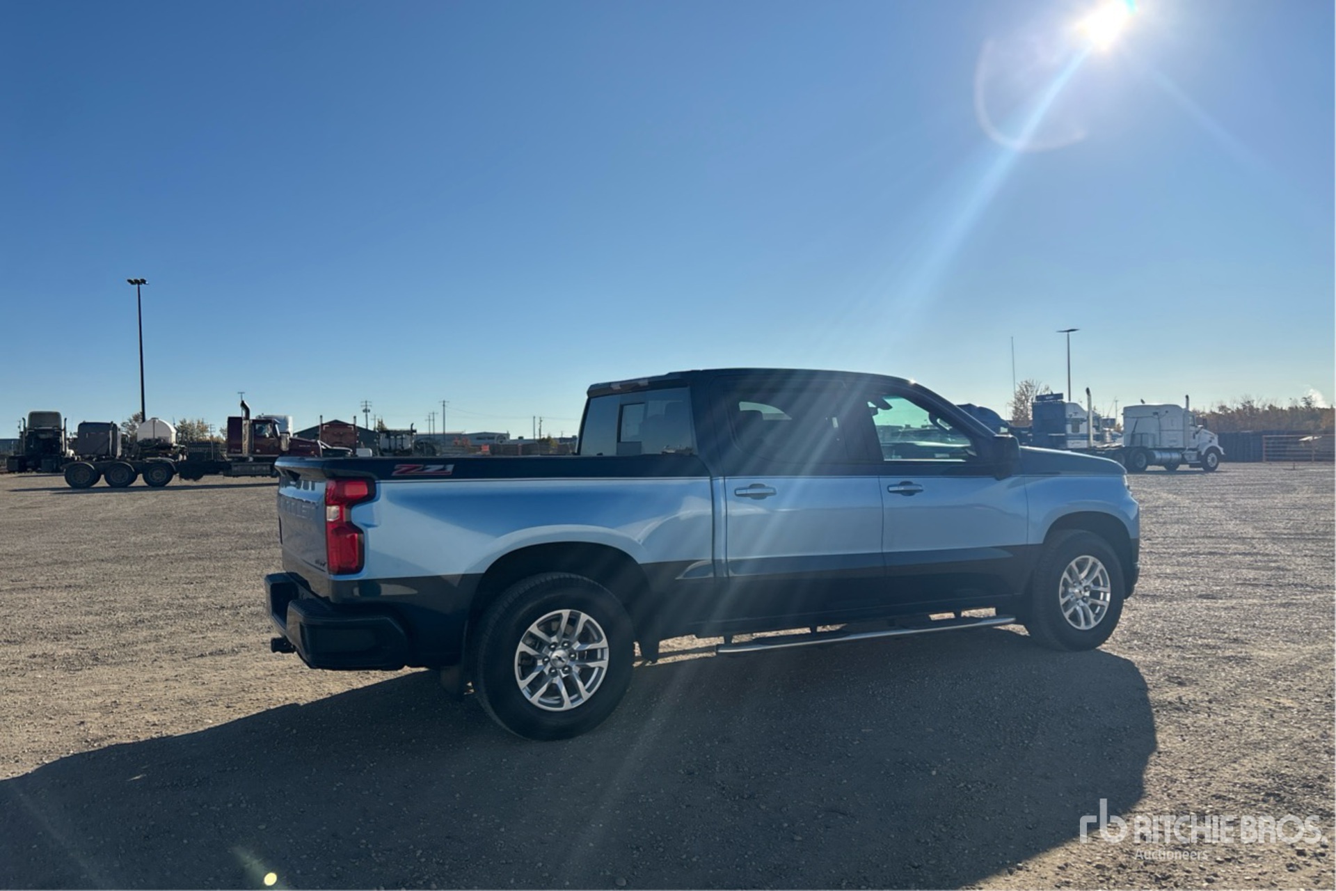 General Appearance with Picture, Right Rear Corner