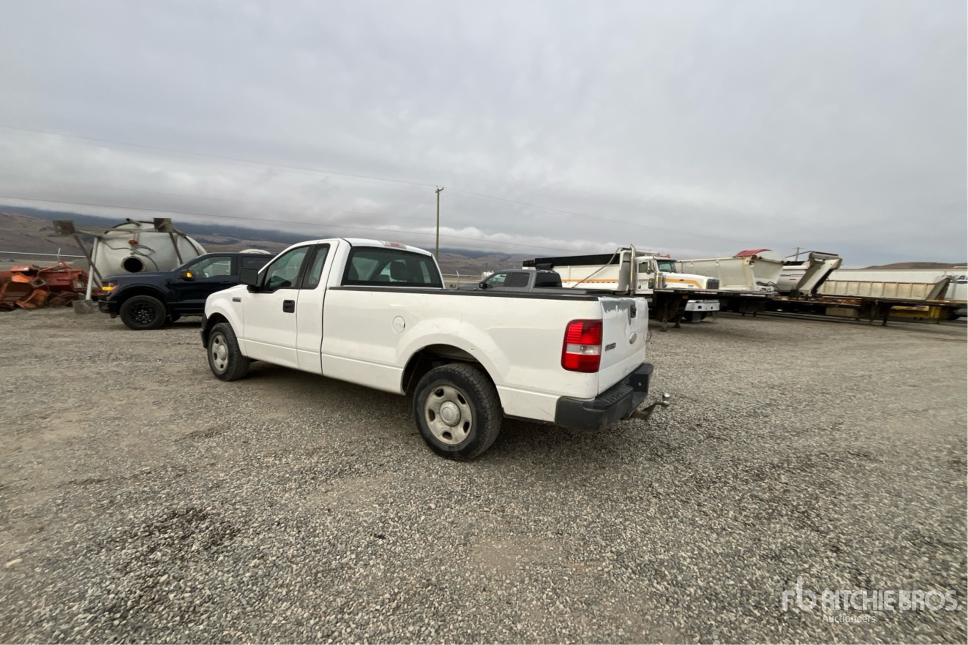 General Appearance with Picture, Left Rear Corner