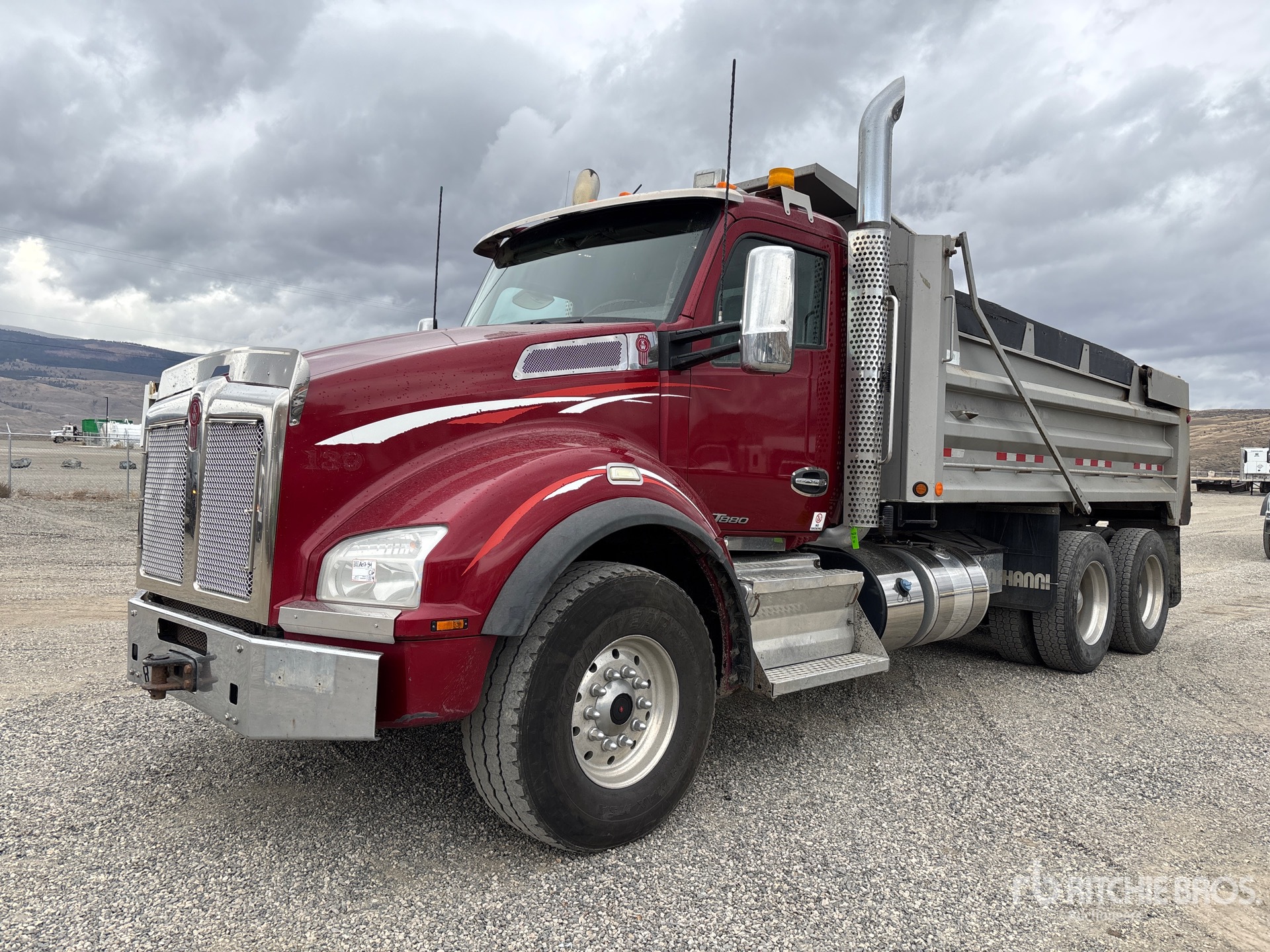 General Appearance with Featured Photo