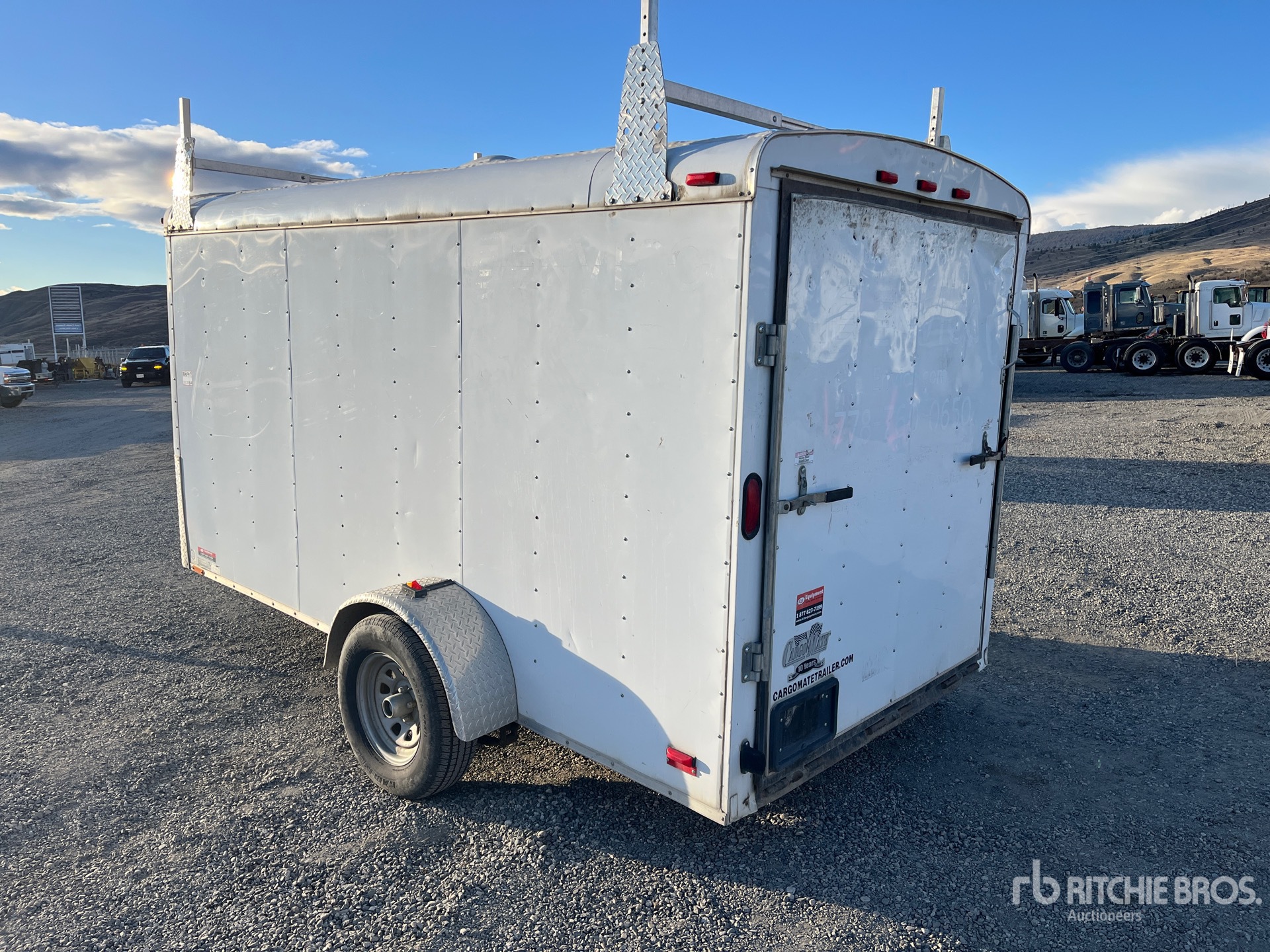 Aspect général with Image, coin arrière gauche