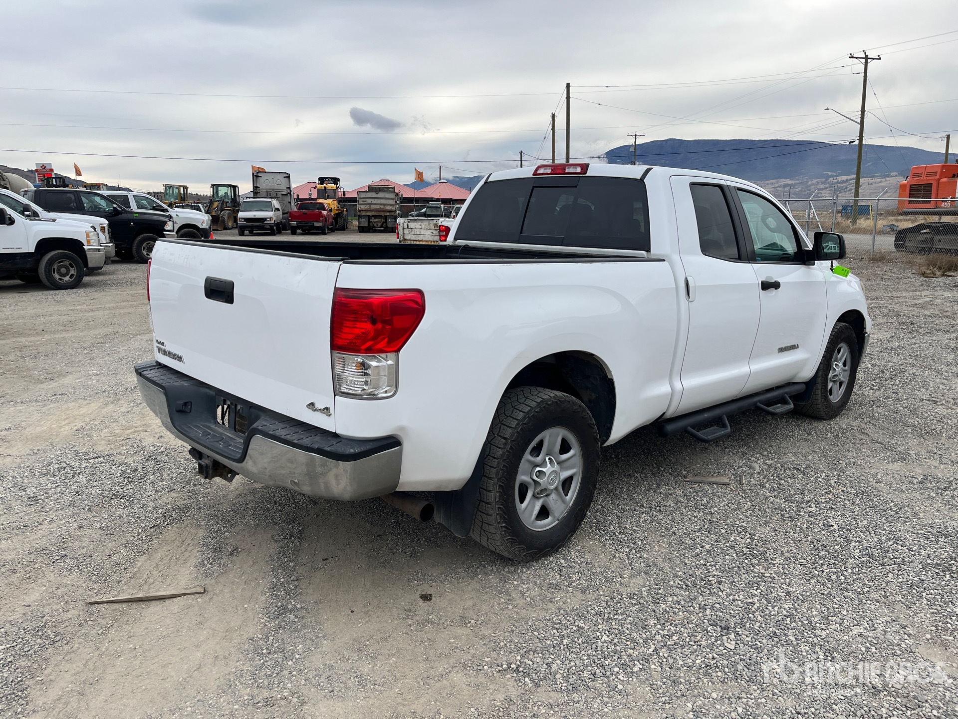 General Appearance with Picture, Right Rear Corner