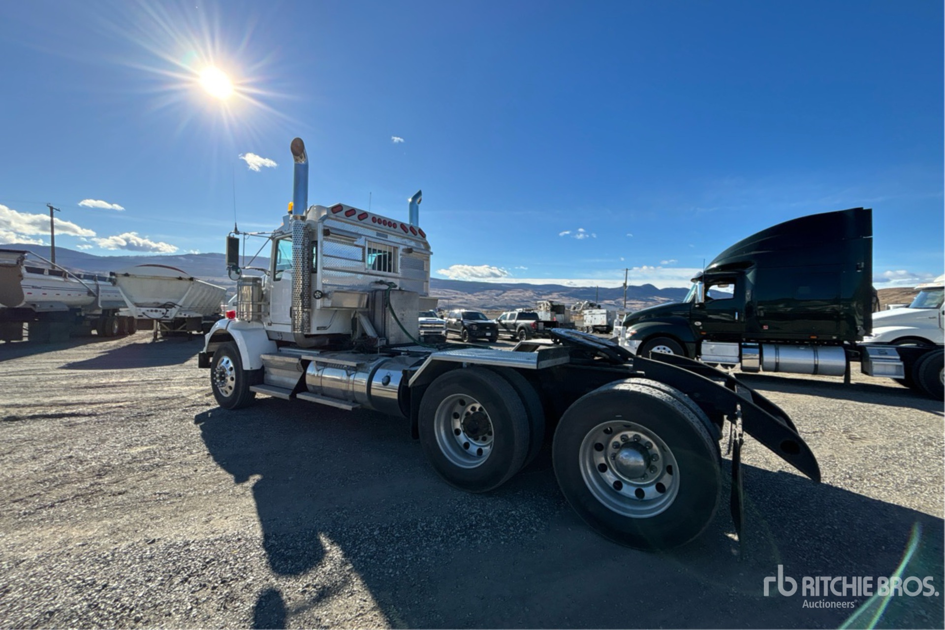 General Appearance with Picture, Left Rear Corner