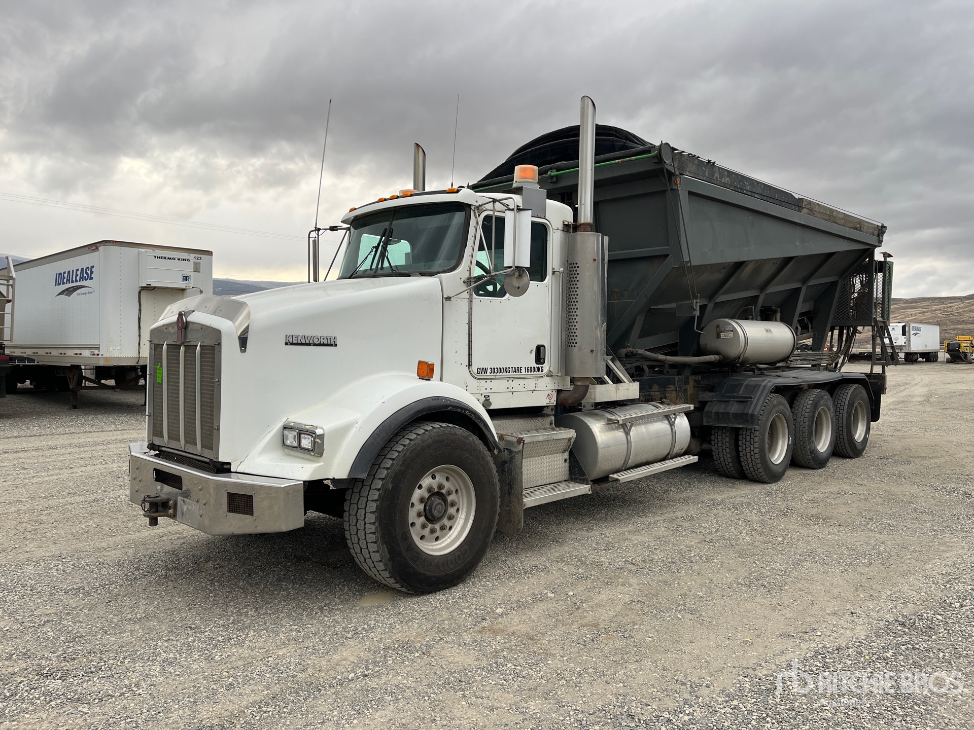 Aspect général with Image, coin avant gauche