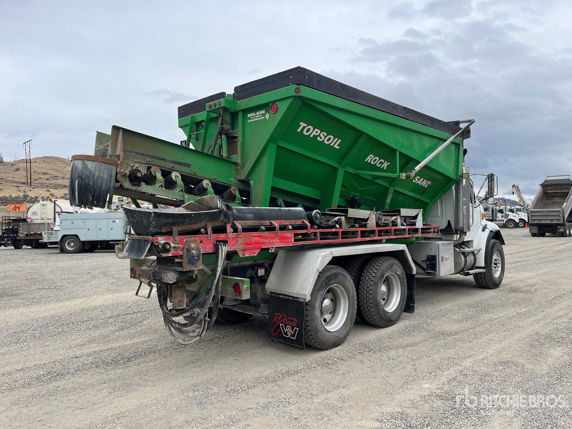 Aspect général with Image, coin arrière droit