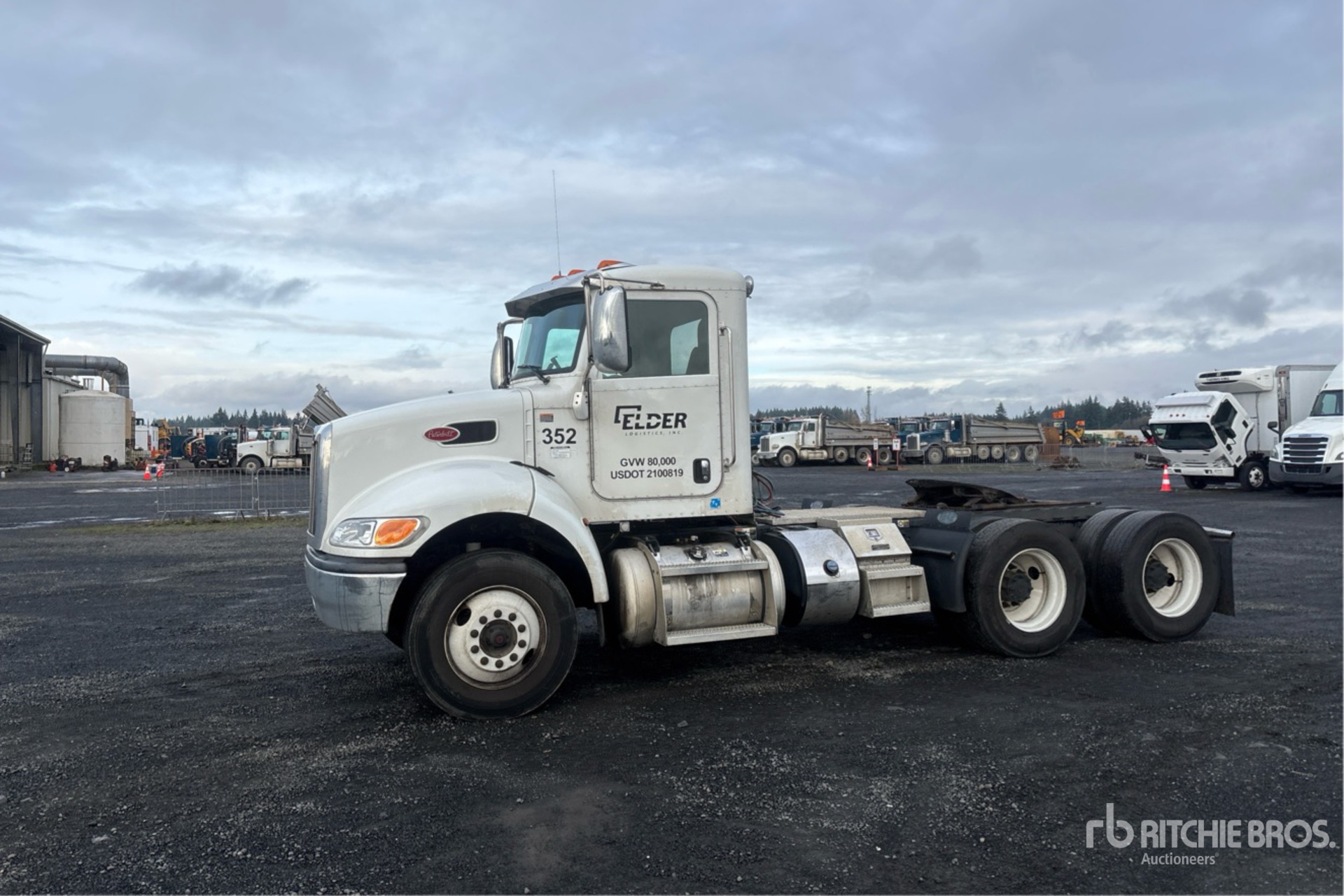 General Appearance with Picture, Left Front Corner