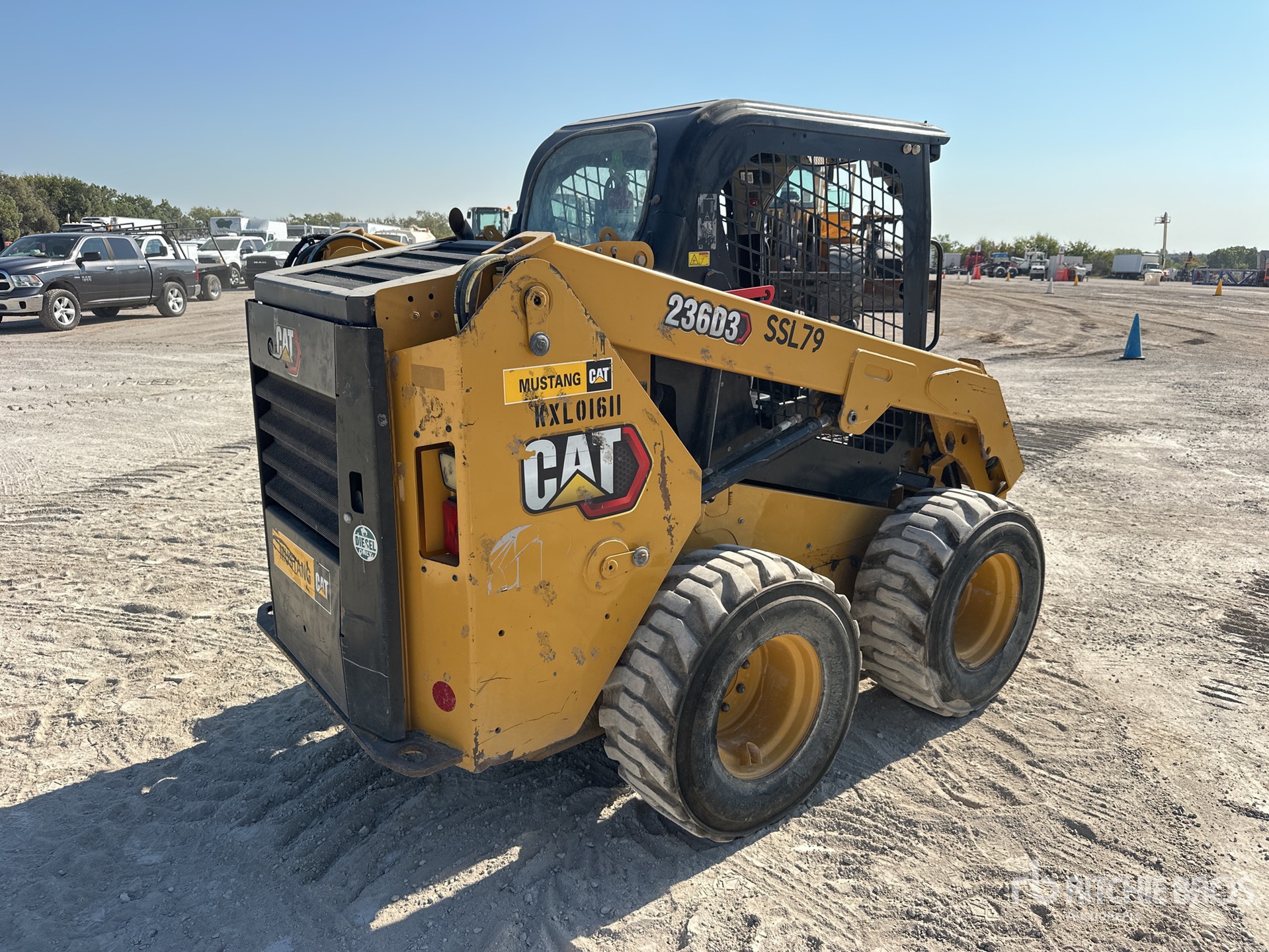 General Appearance with Picture, Right Rear Corner
