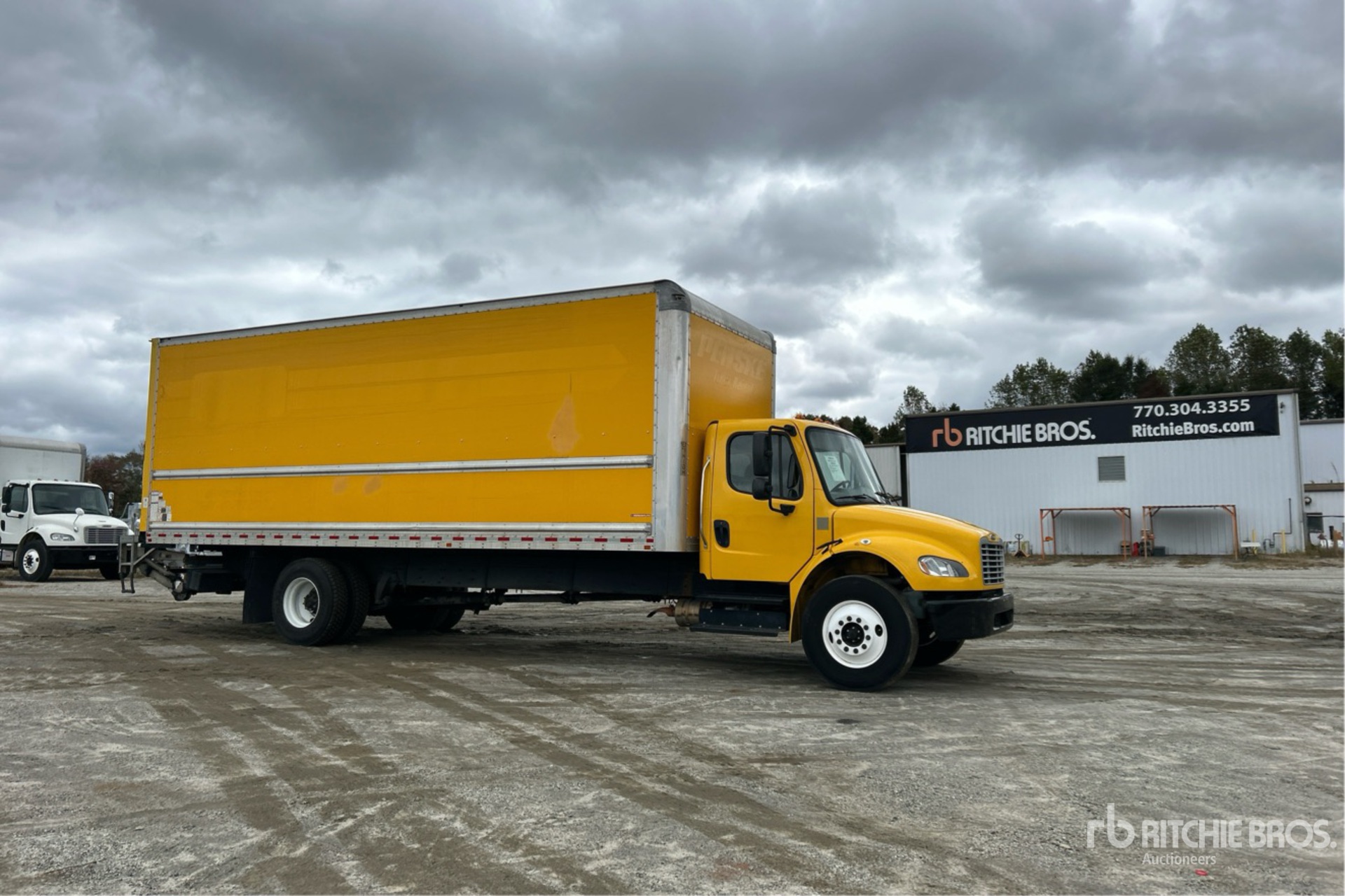 Aspect général with Image, coin avant droit