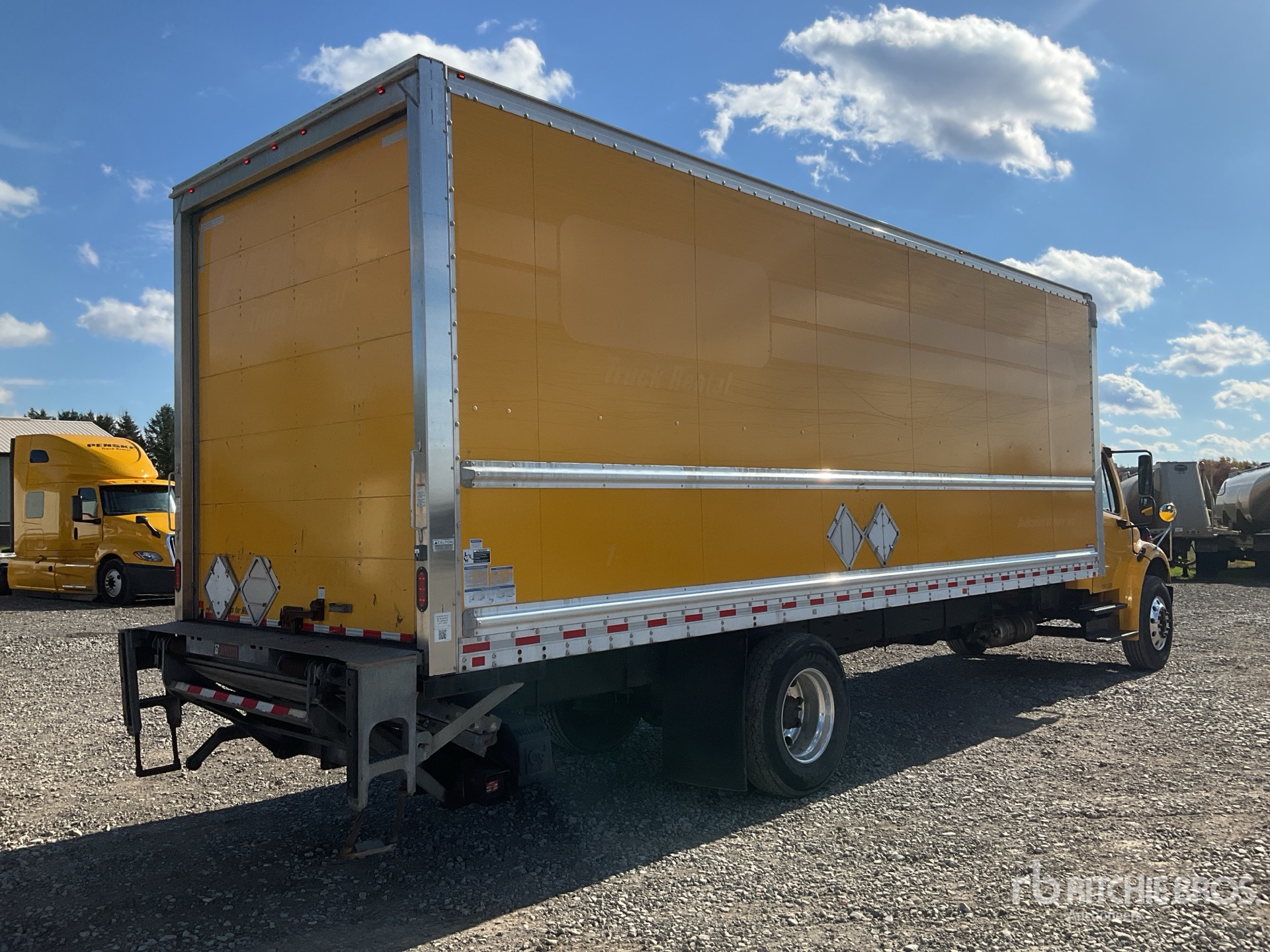 General Appearance with Image, coin arrière droit