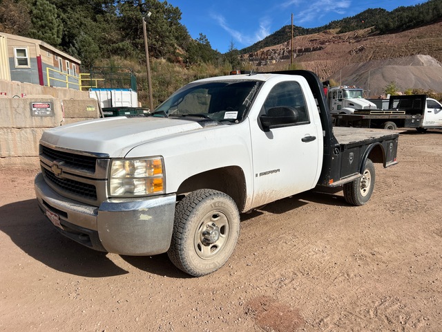 2008 Chevrolet 2500 HD 4x4 Flatbed Truck 2008 Chevrolet 2500 HD 4x4 Flatbed Truck
