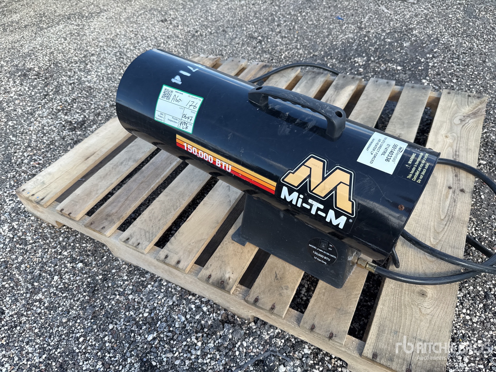 General Appearance with Picture, Left Rear Corner