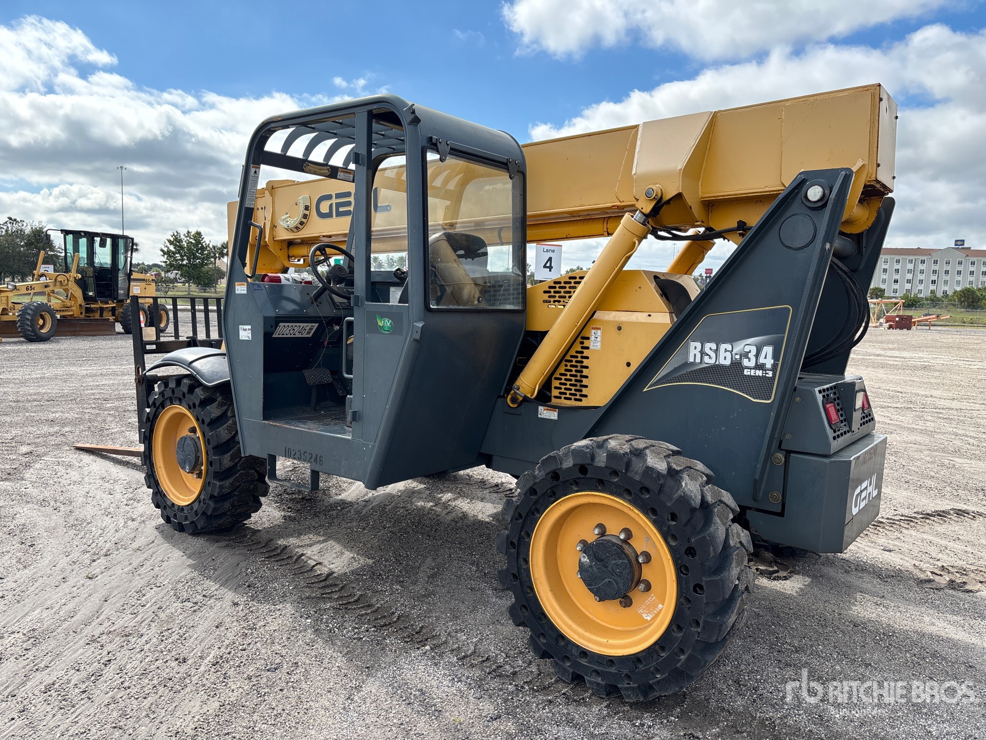 General Appearance with Picture, Left Rear Corner