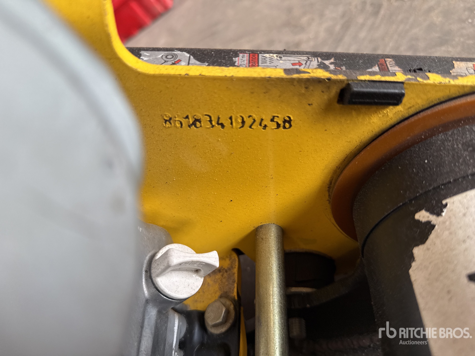 General Appearance with Seriennummer / FIN