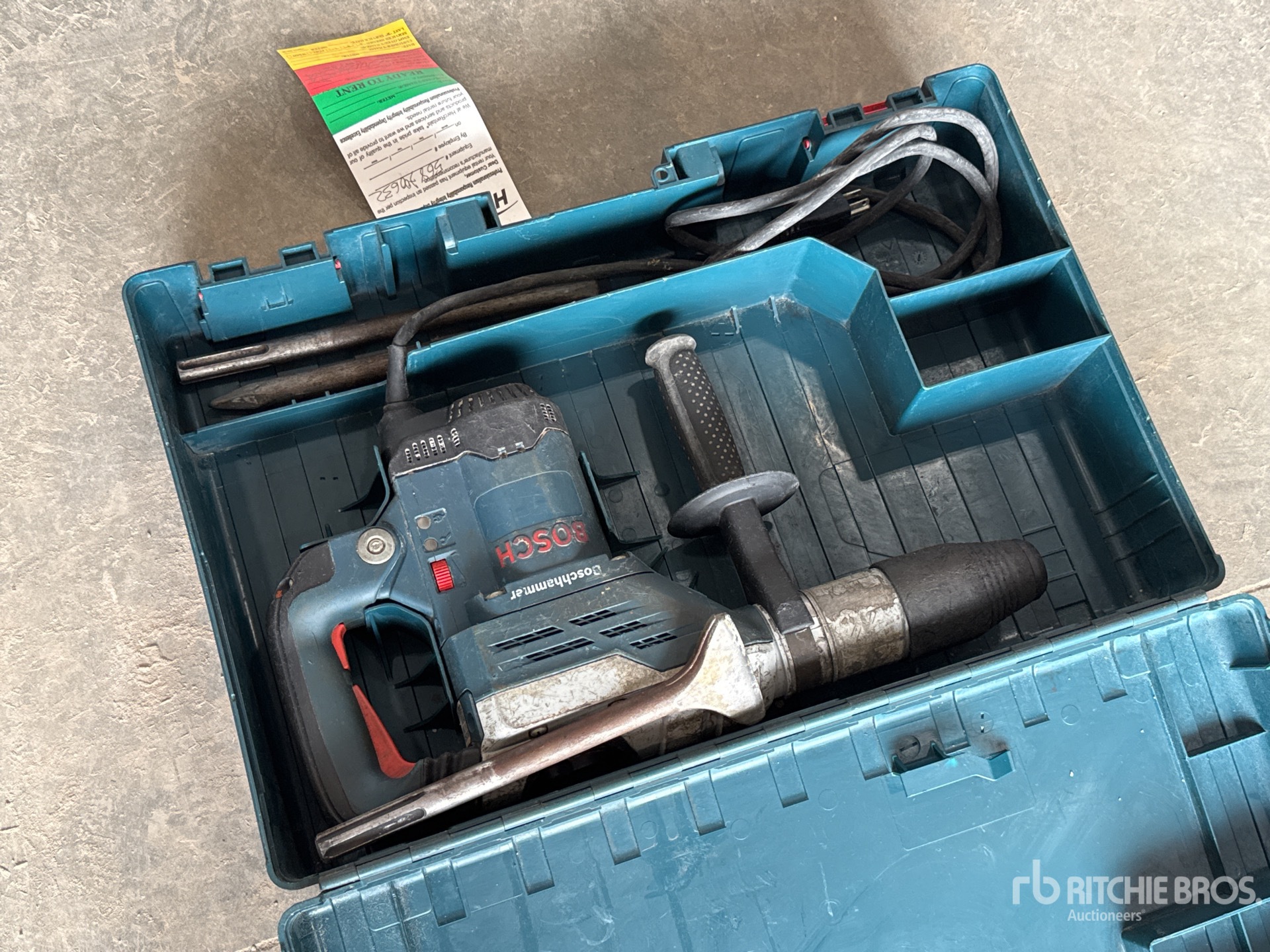 General Appearance with Picture, Left Rear Corner