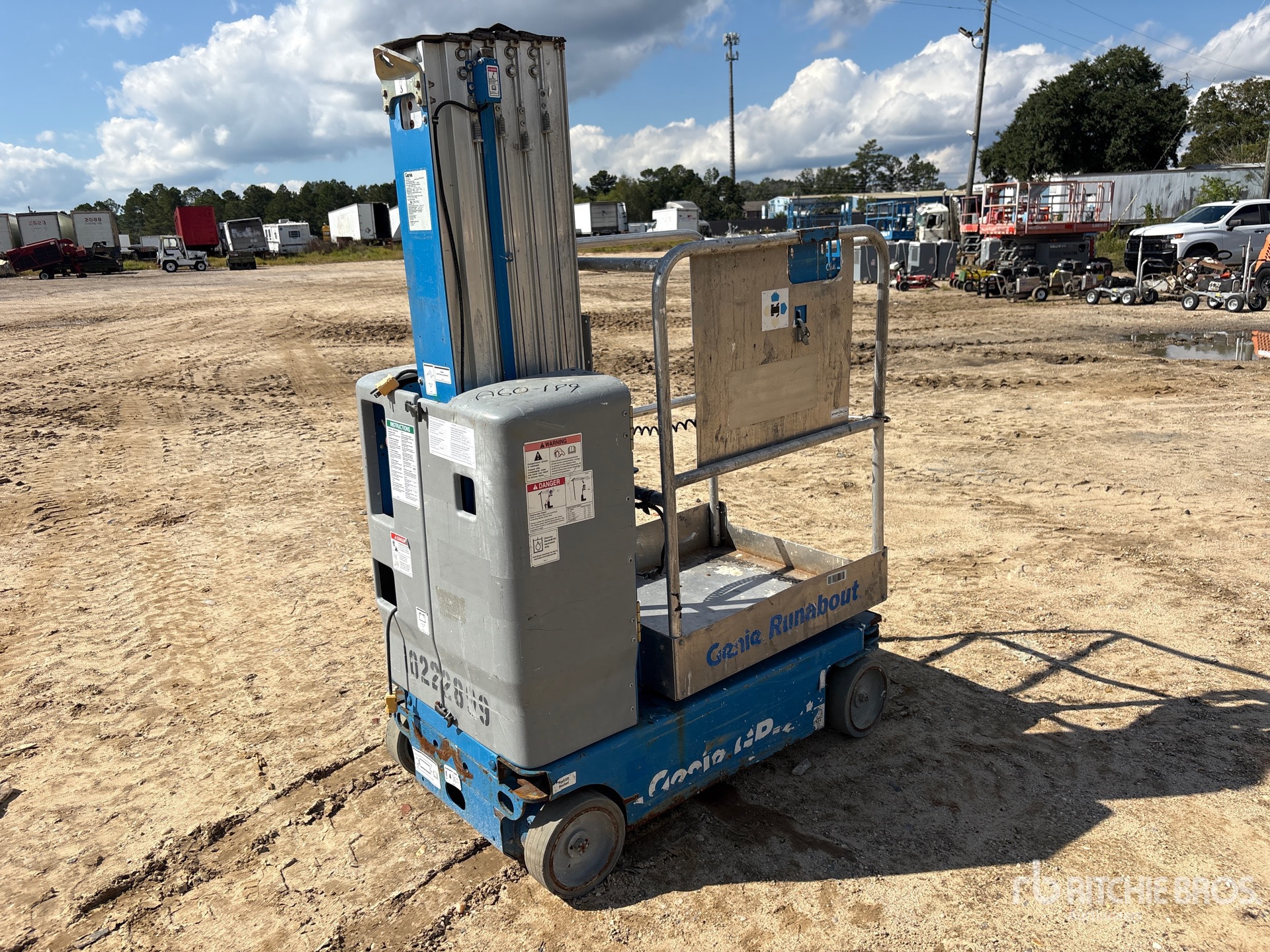 Aspect général with Image, coin arrière droit