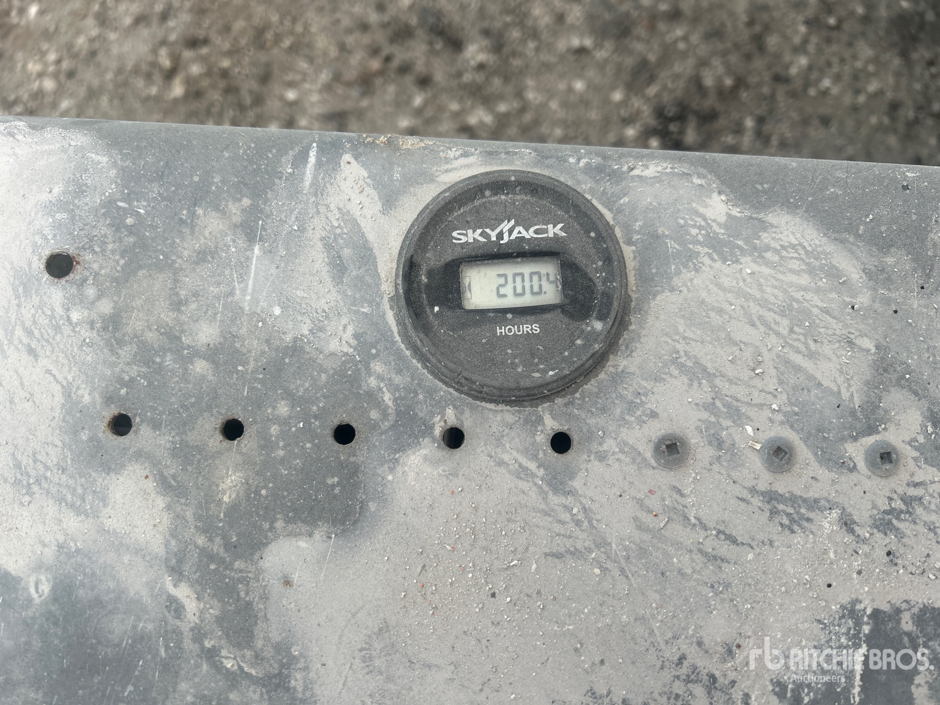 General Appearance with Hour Meter / Odometer