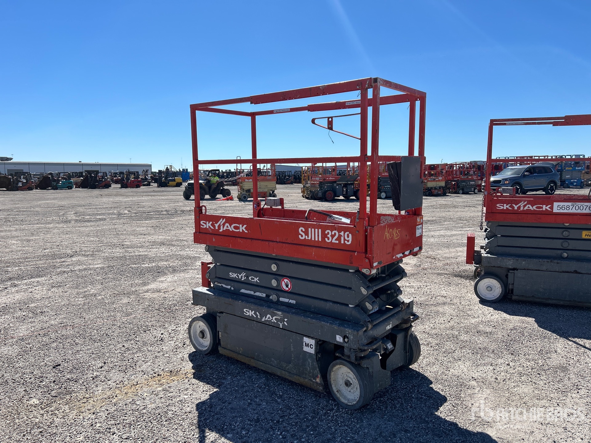 General Appearance with Image, coin avant droit