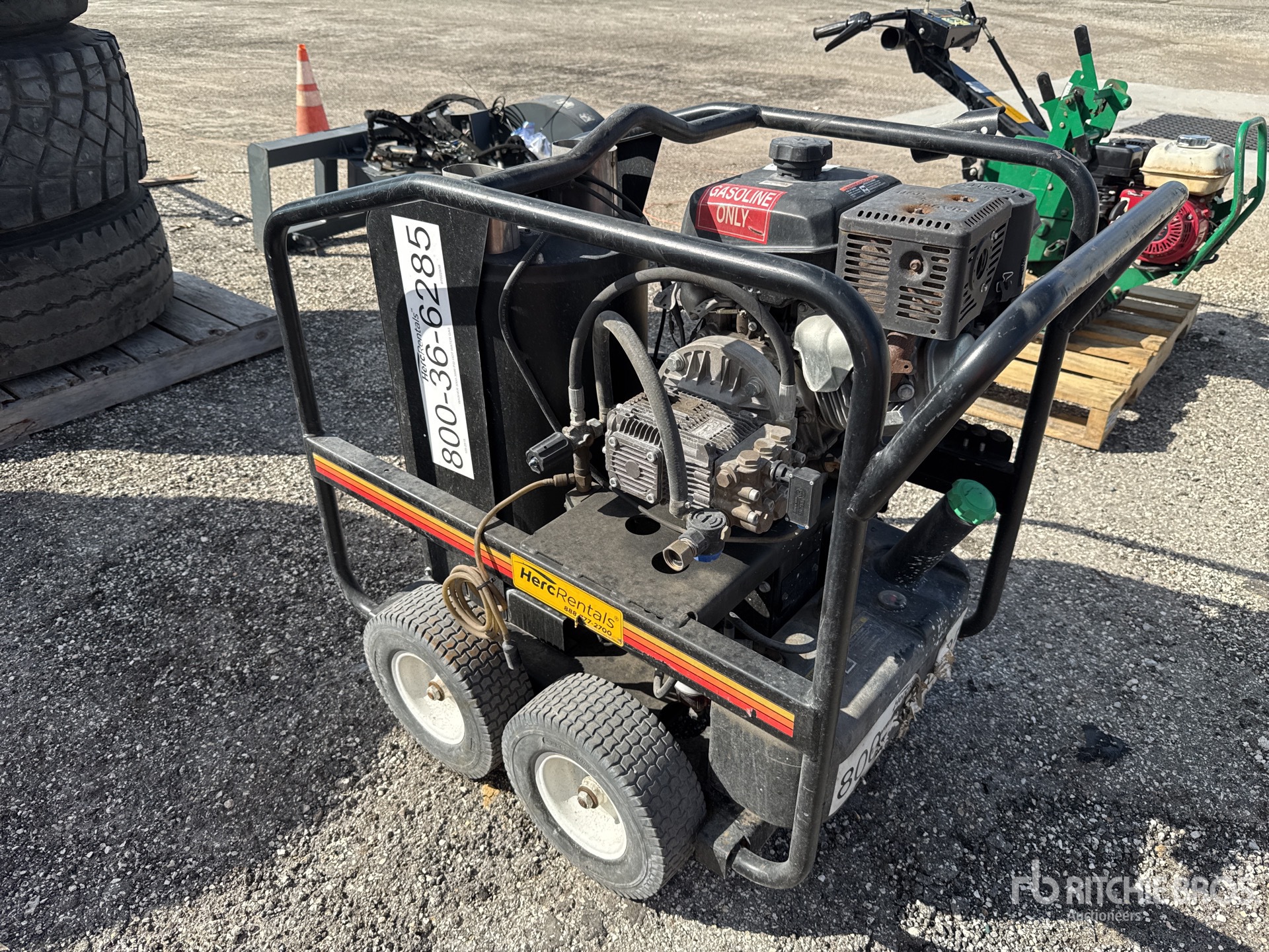 General Appearance with Picture, Right Rear Corner