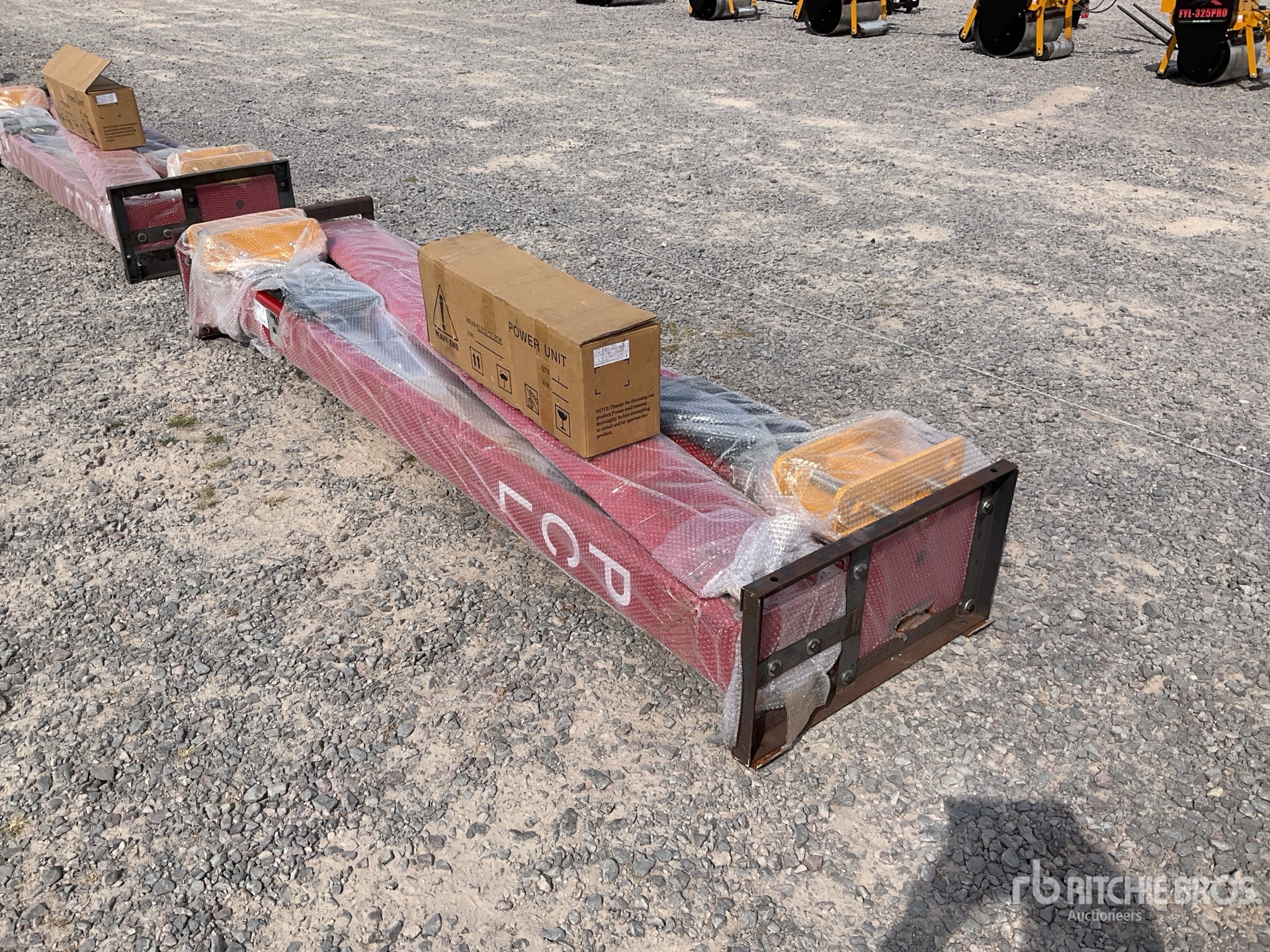 General Appearance with Bild, Ecke hinten links