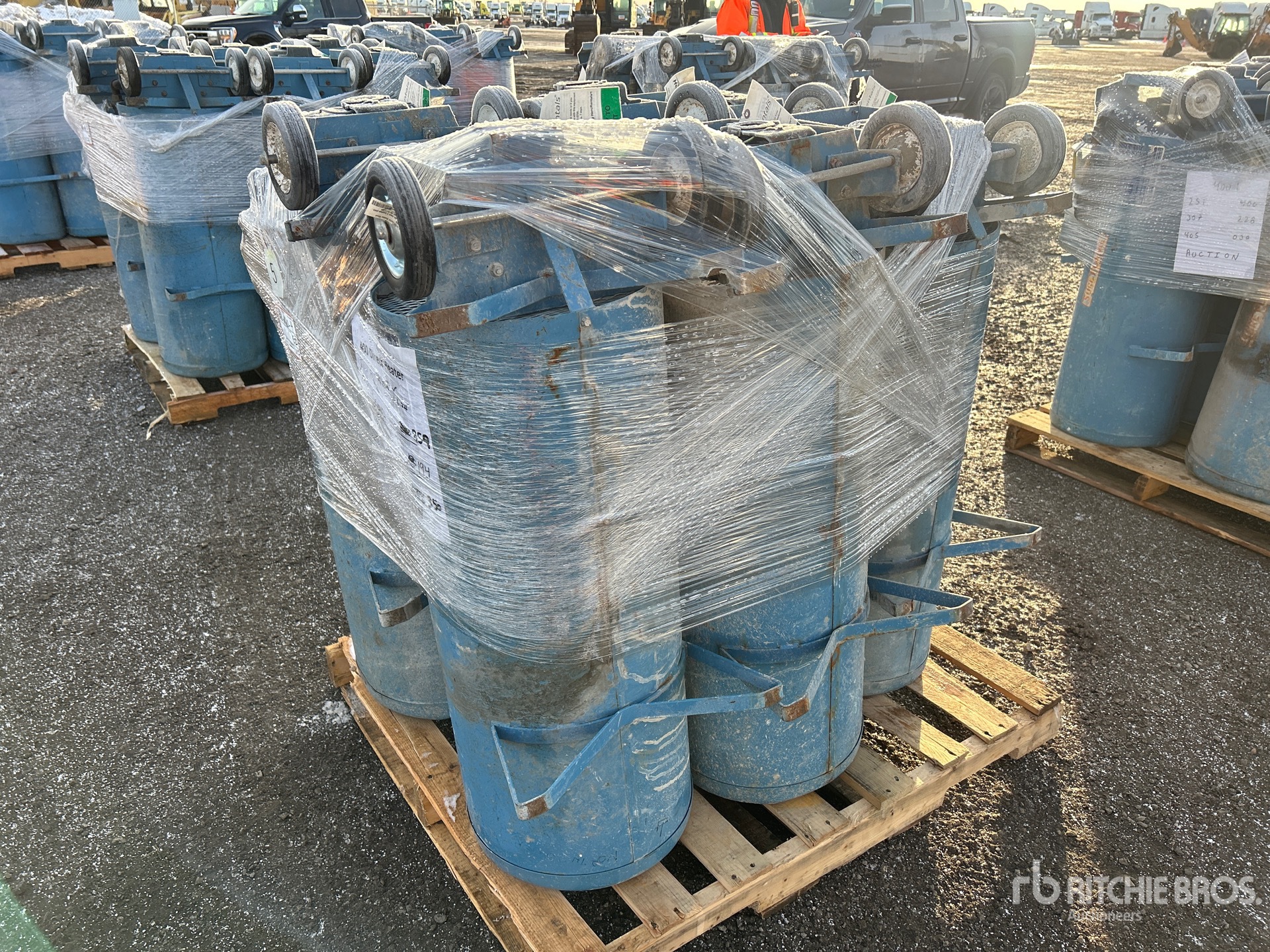 General Appearance with Foto, angolo posteriore sinistro