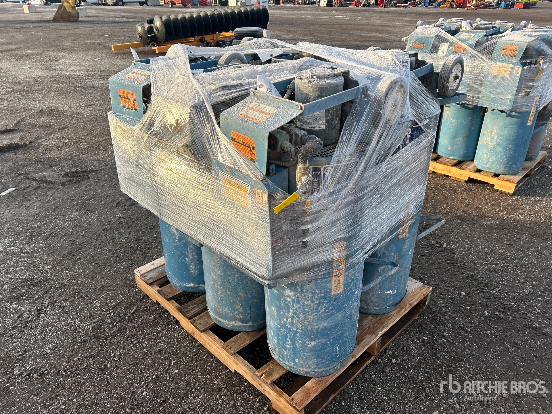 General Appearance with Foto, angolo anteriore destro