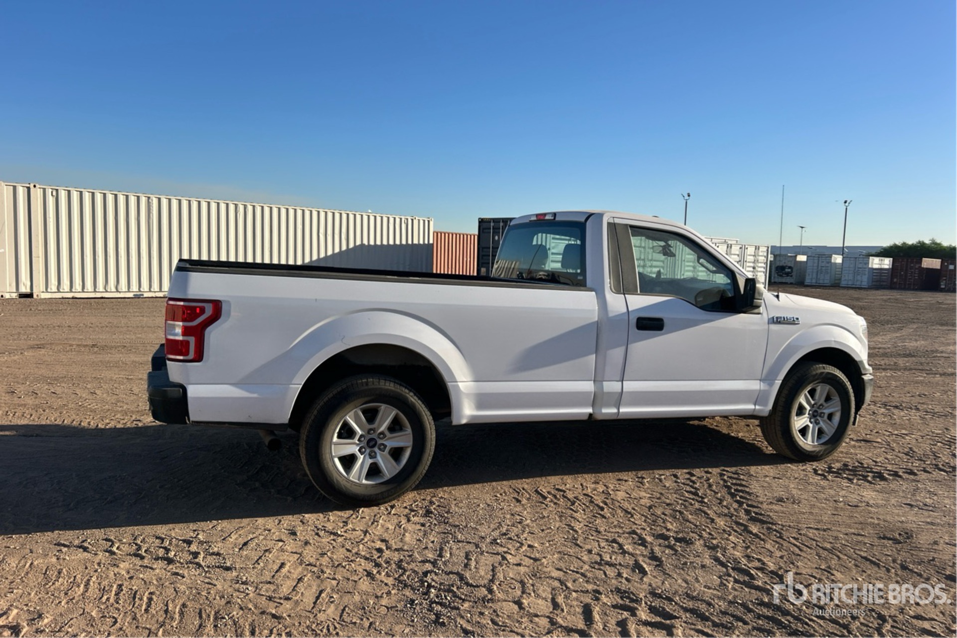 General Appearance with Image, coin arrière droit