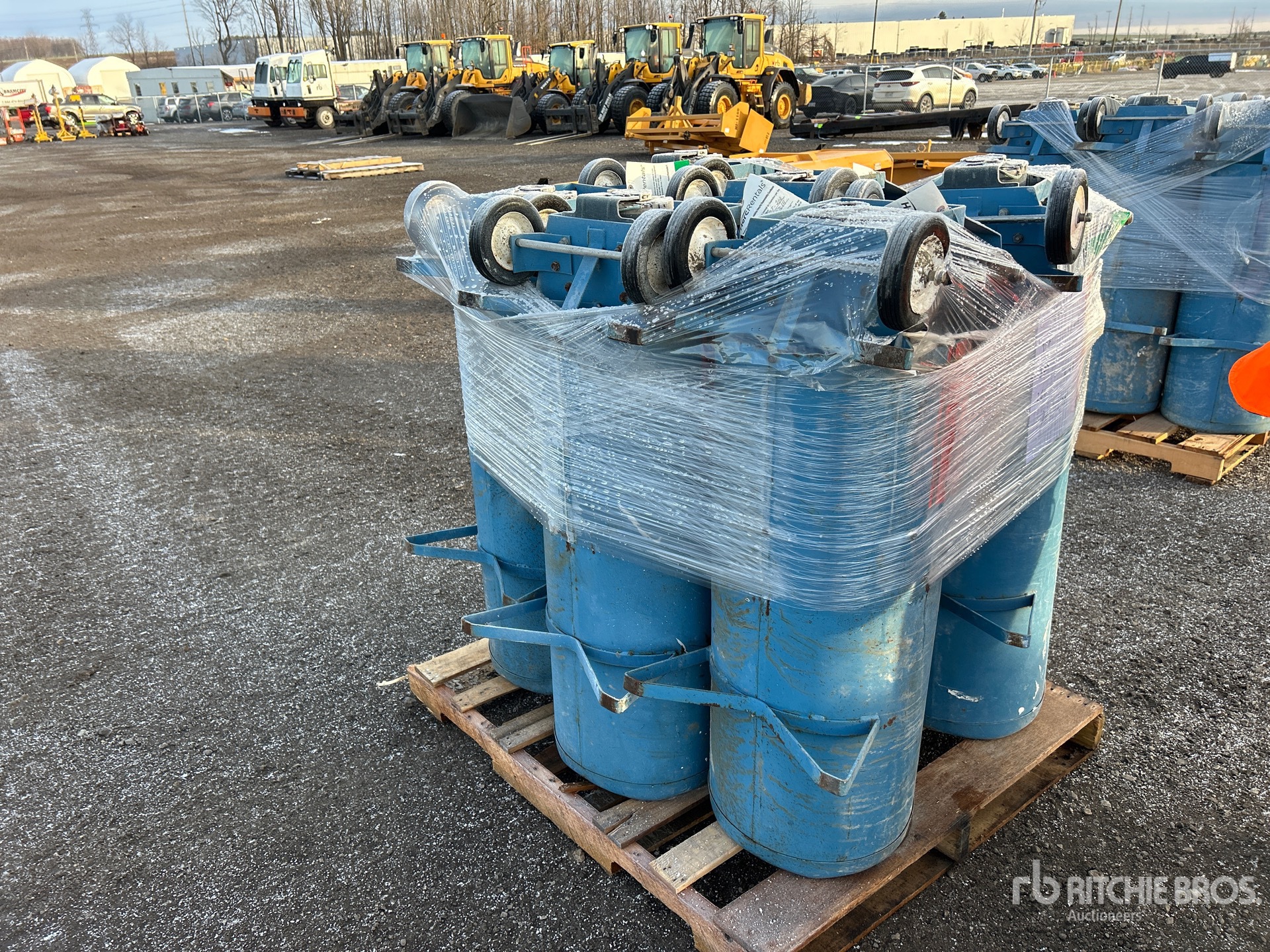 General Appearance with Foto, angolo anteriore sinistro