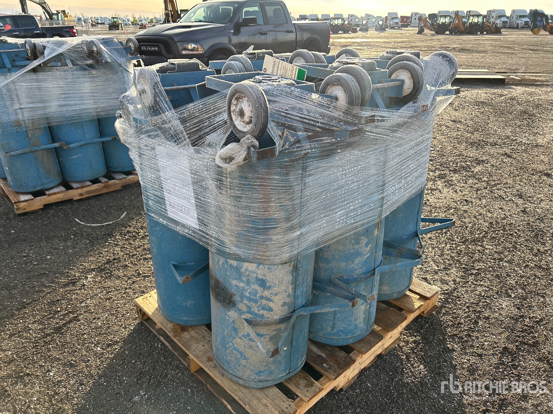 General Appearance with Foto, angolo posteriore sinistro