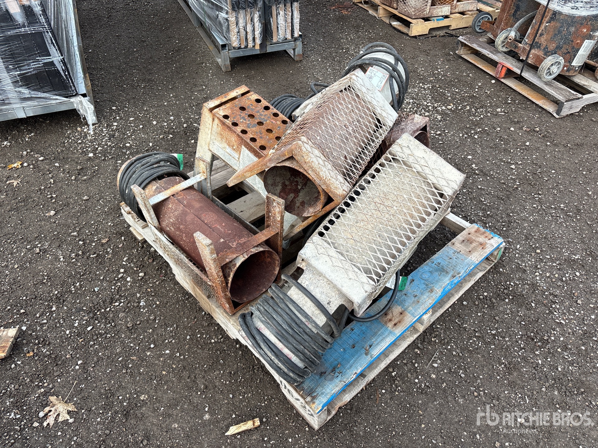 General Appearance with Bild, Ecke hinten links