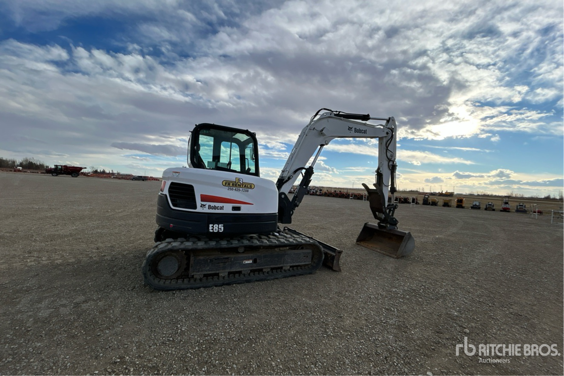 General Appearance with Picture, Right Rear Corner