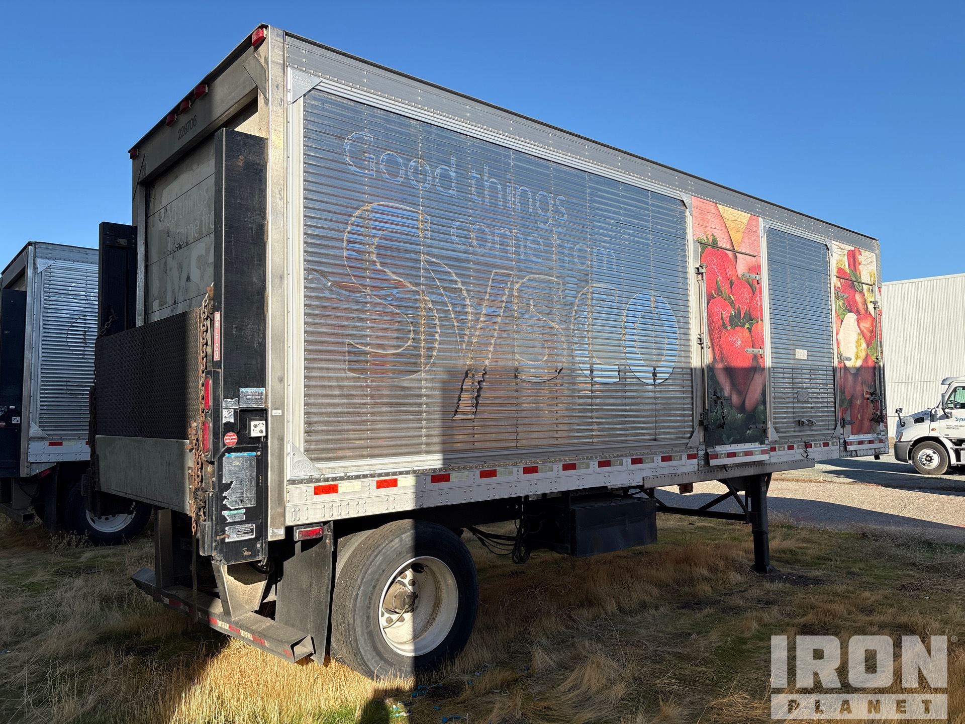 General Appearance with Foto, angolo anteriore sinistro