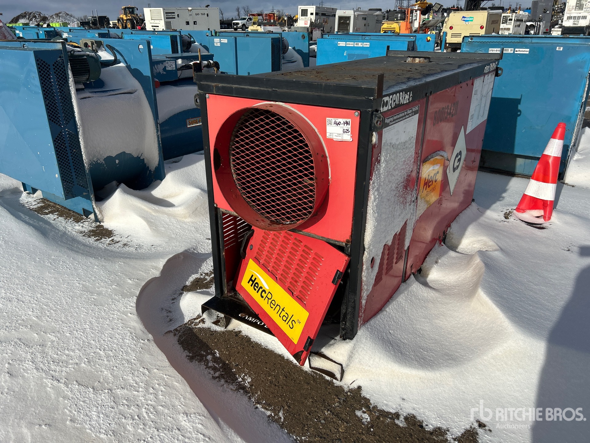 General Appearance with Bild, Ecke vorne links