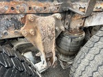 4 Underbody - Truck with 