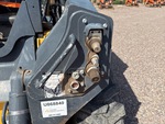 Hydraulics with Auxiliary Hydraulic Plumbing