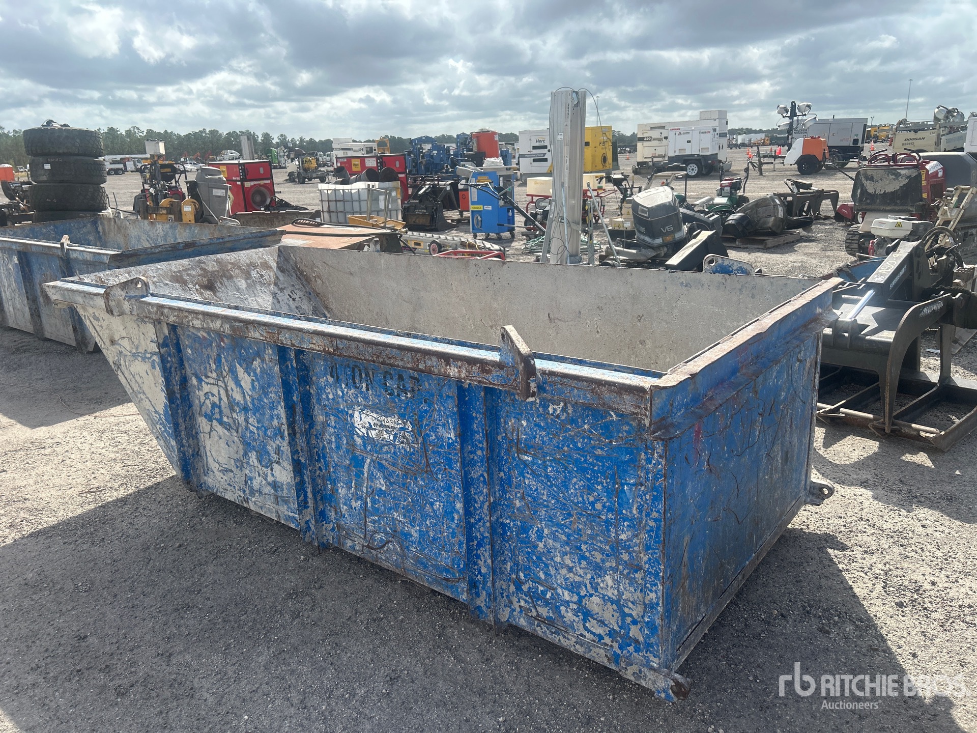 General Appearance with Image, coin arrière gauche