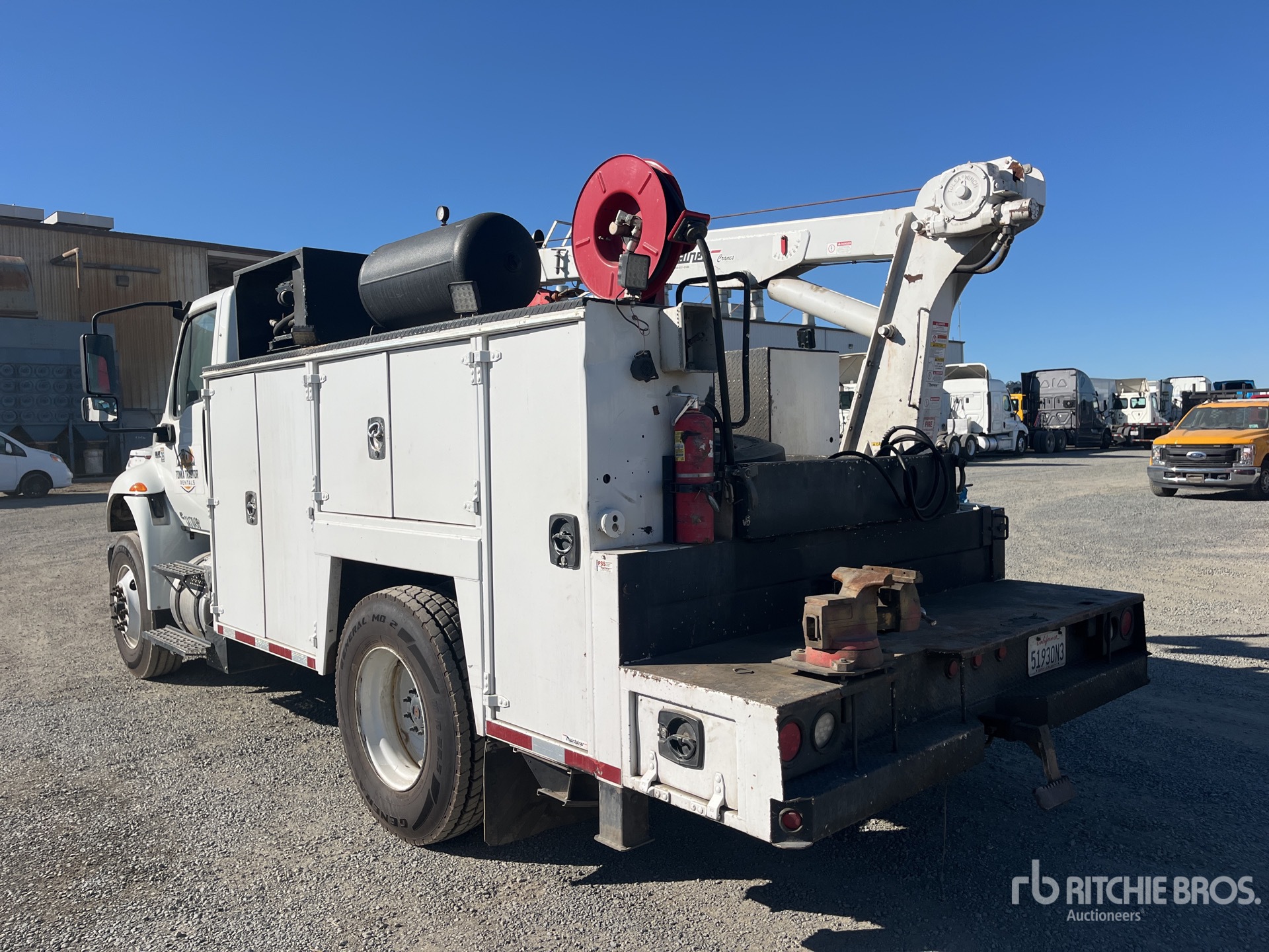 General Appearance with Picture, Left Rear Corner