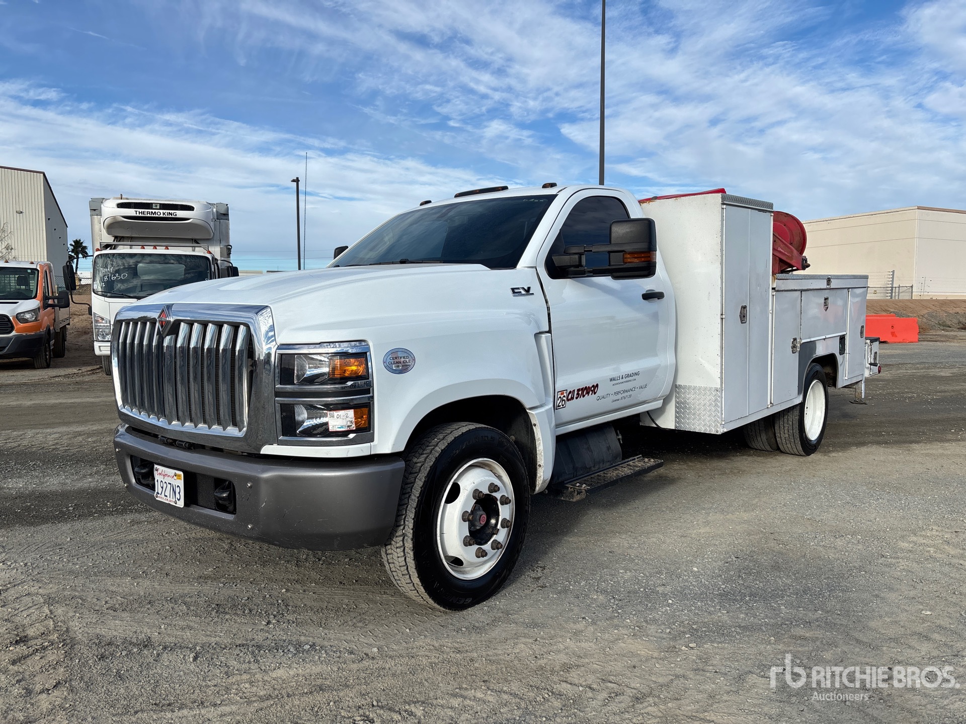 General Appearance with Picture, Left Front Corner