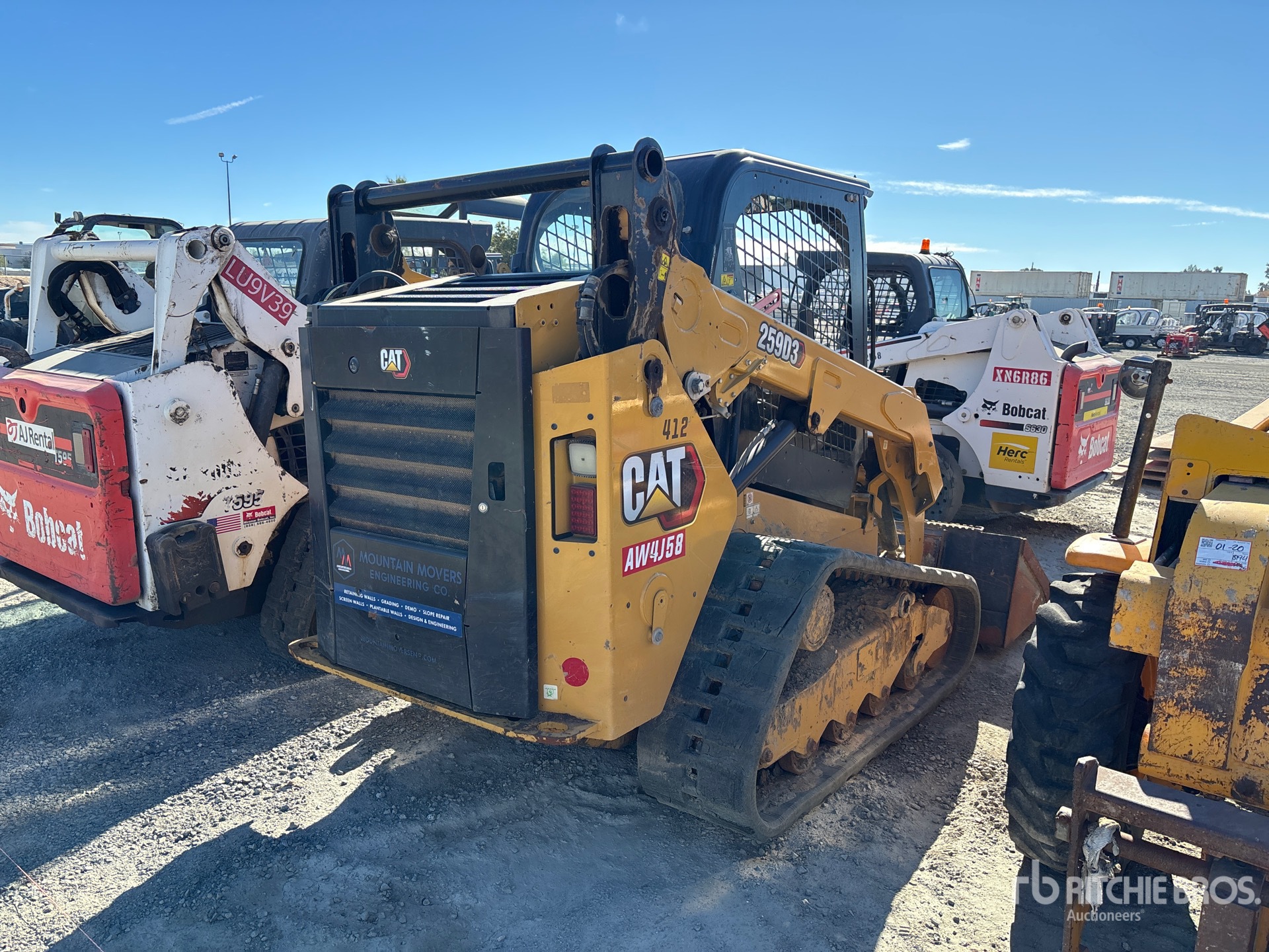 General Appearance with Picture, Right Rear Corner