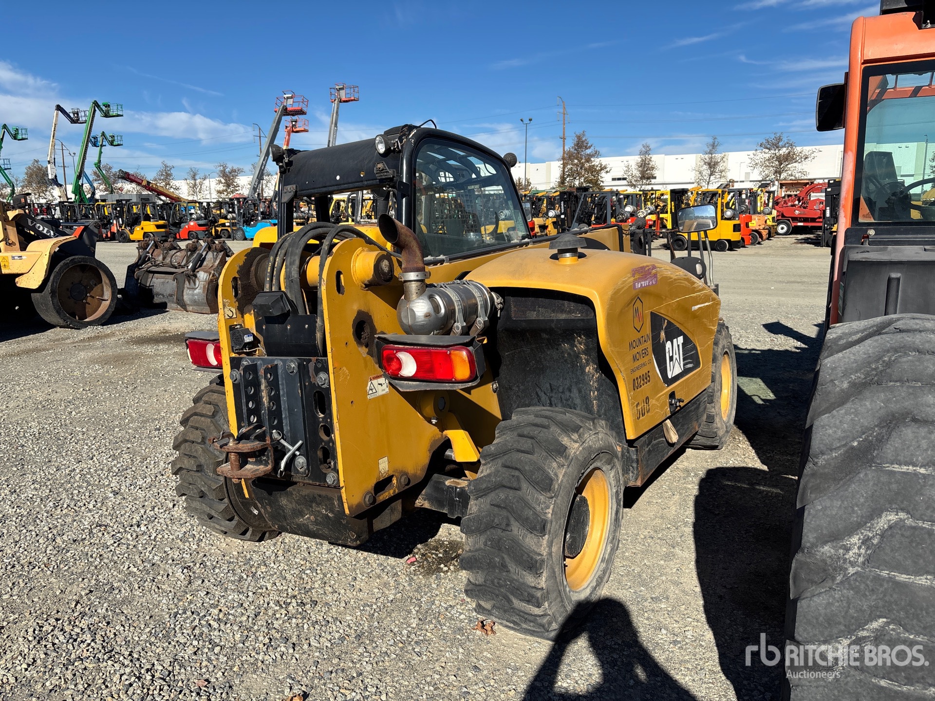 Aspect général with Image, coin arrière droit