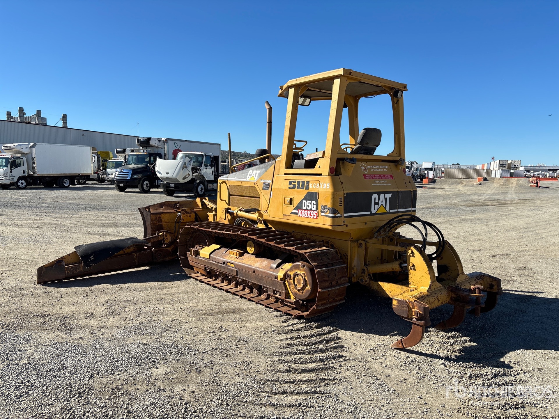 General Appearance with Picture, Left Rear Corner