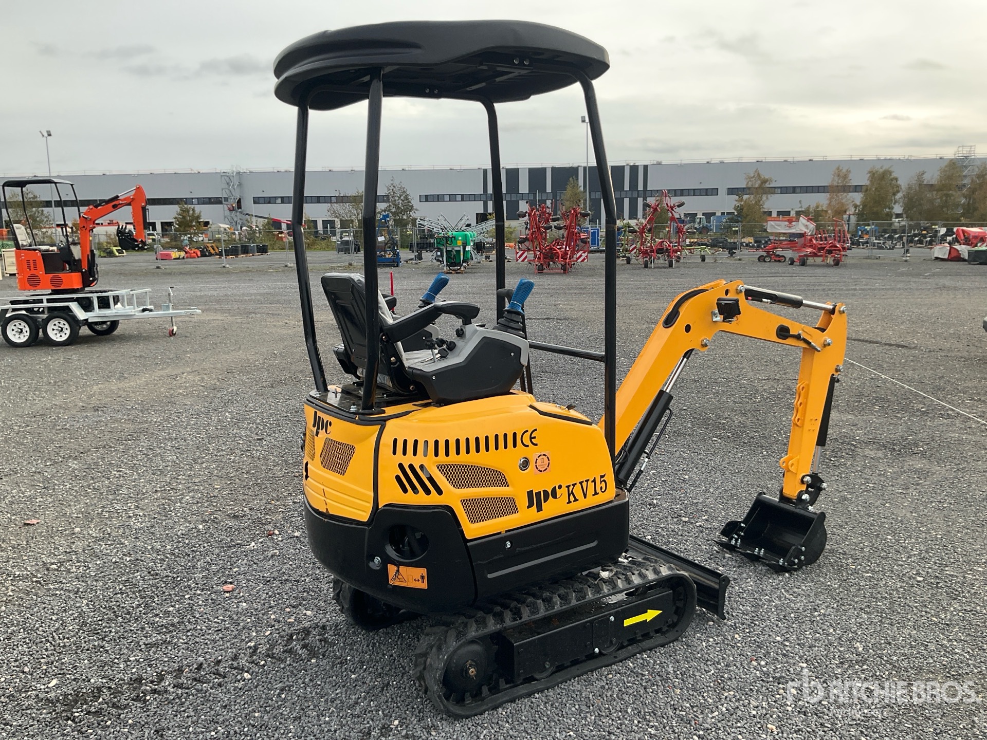 General Appearance with Picture, Right Rear Corner