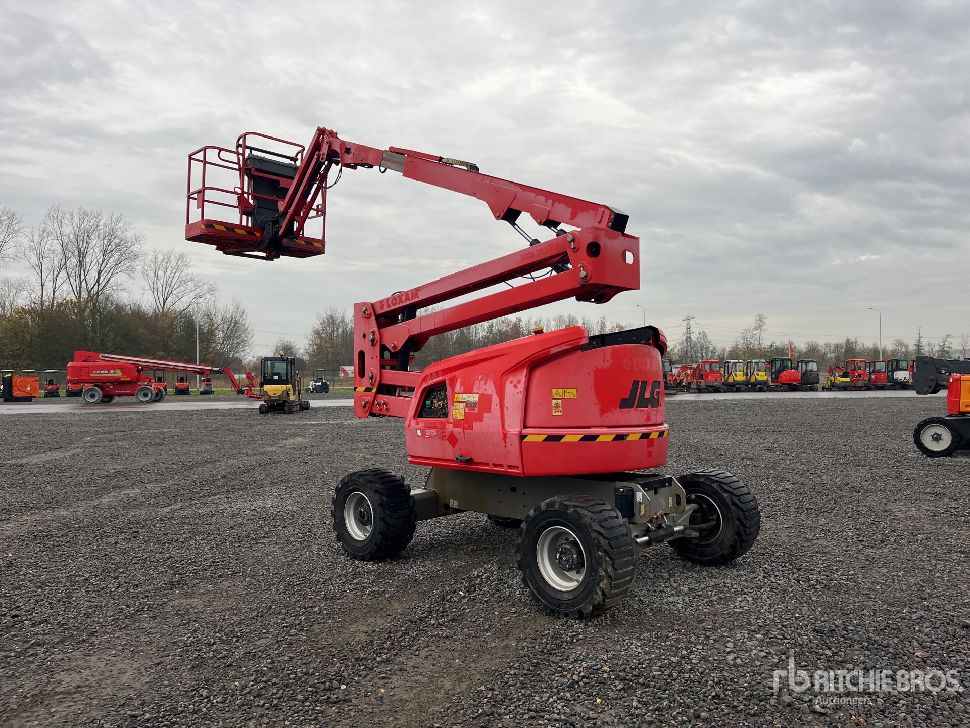 General Appearance with Picture, Right Front Corner