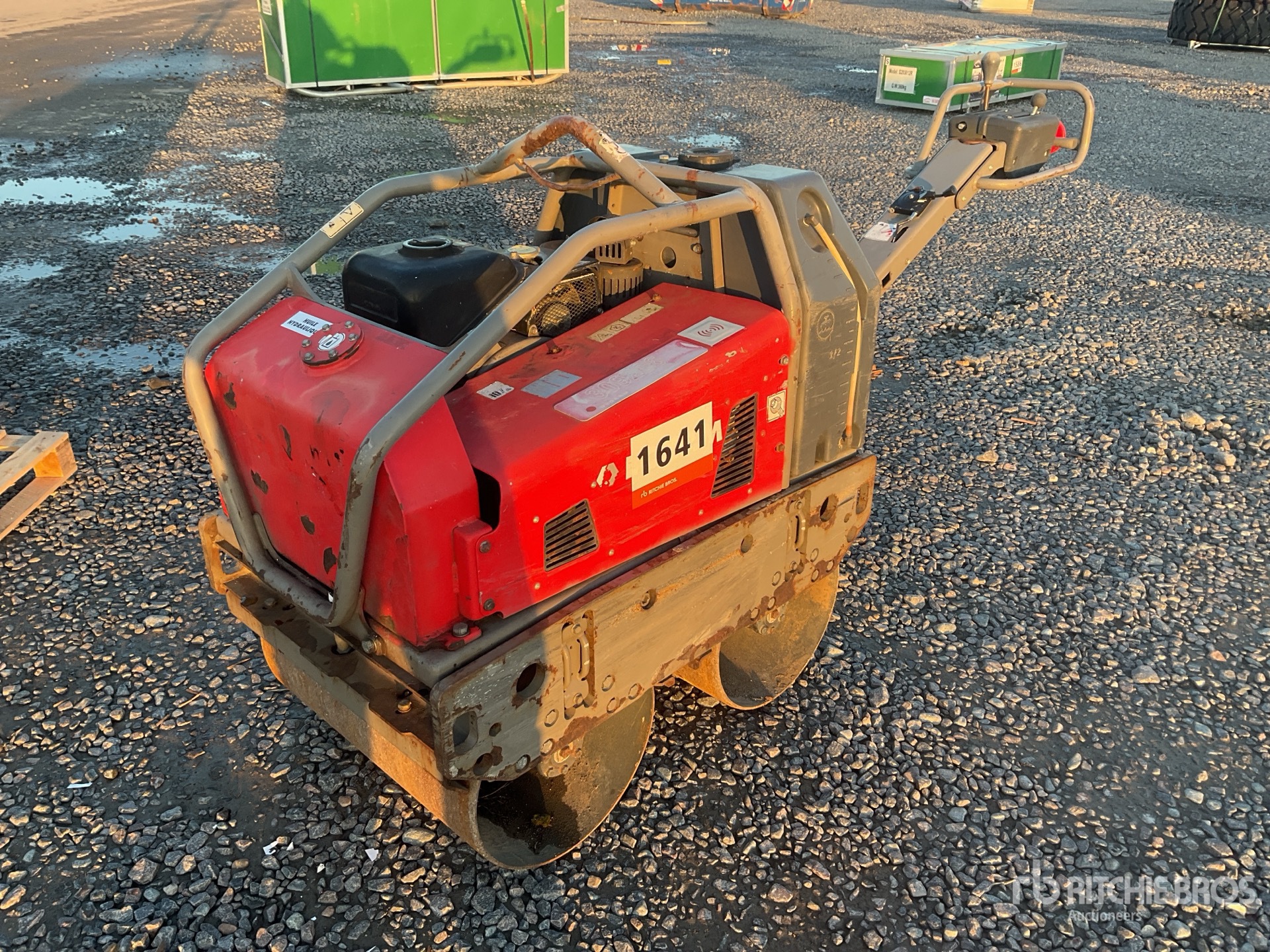 General Appearance with Picture, Left Front Corner