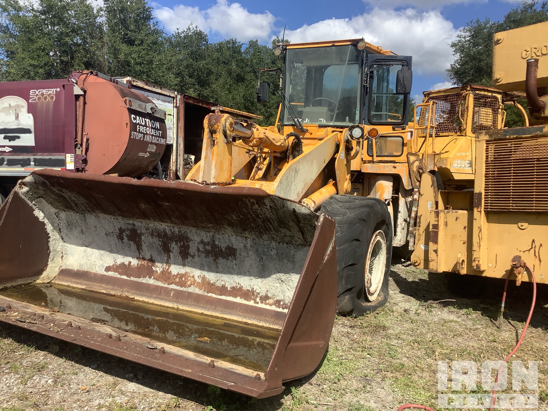 Aspect général with Image, coin avant gauche