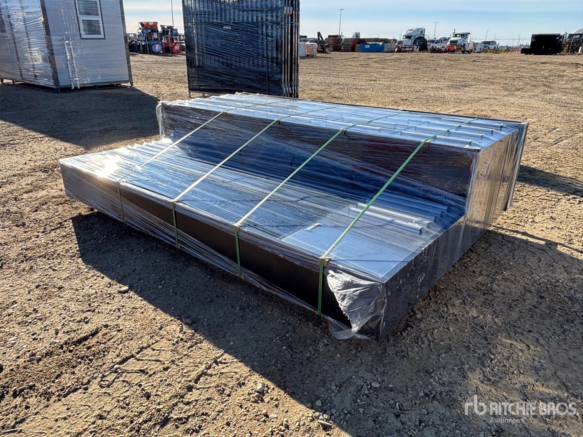 General Appearance with Foto, angolo anteriore sinistro