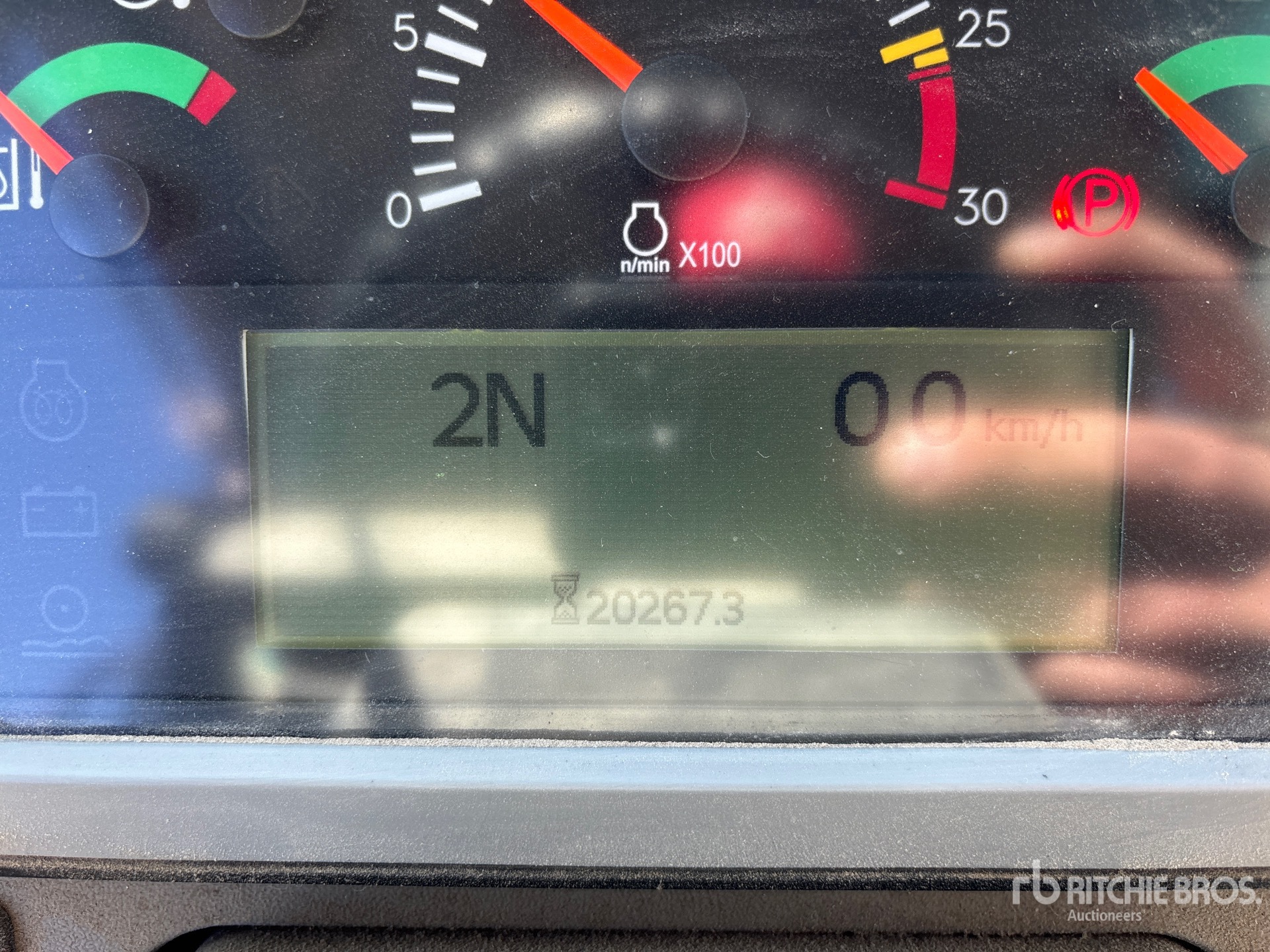 General Appearance with Hour Meter / Odometer