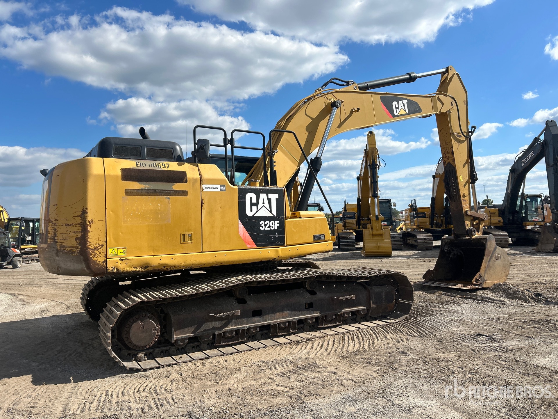 Aspect général with Image, coin arrière droit