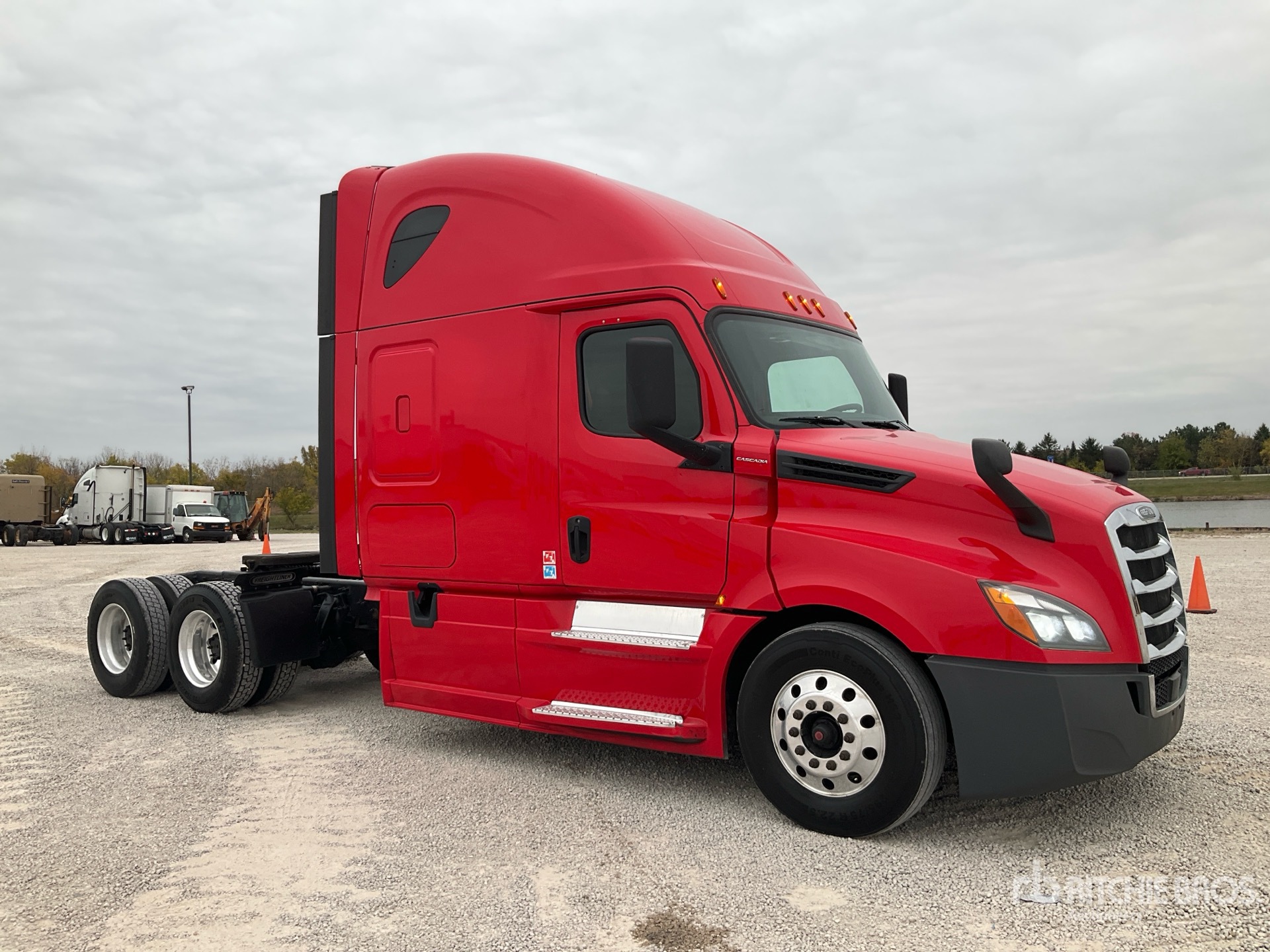 General Appearance with Image, coin avant droit