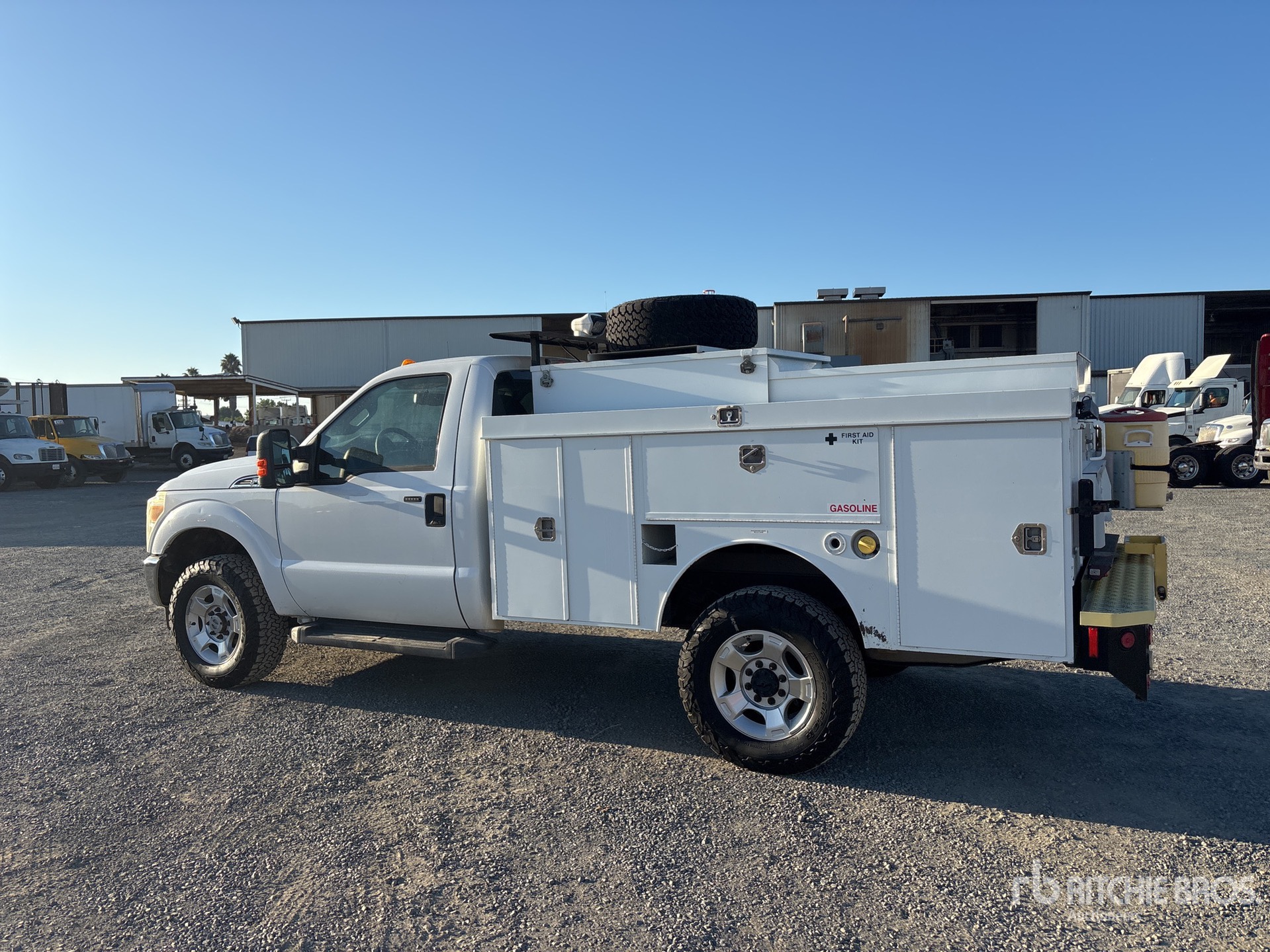 General Appearance with Picture, Left Rear Corner