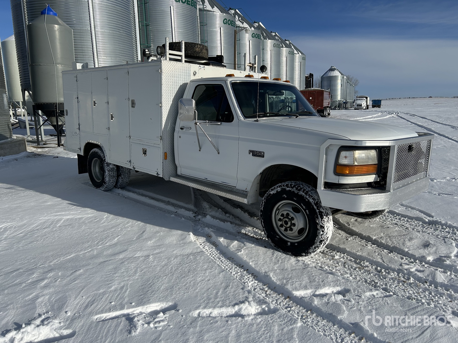 General Appearance with Foto, angolo anteriore destro