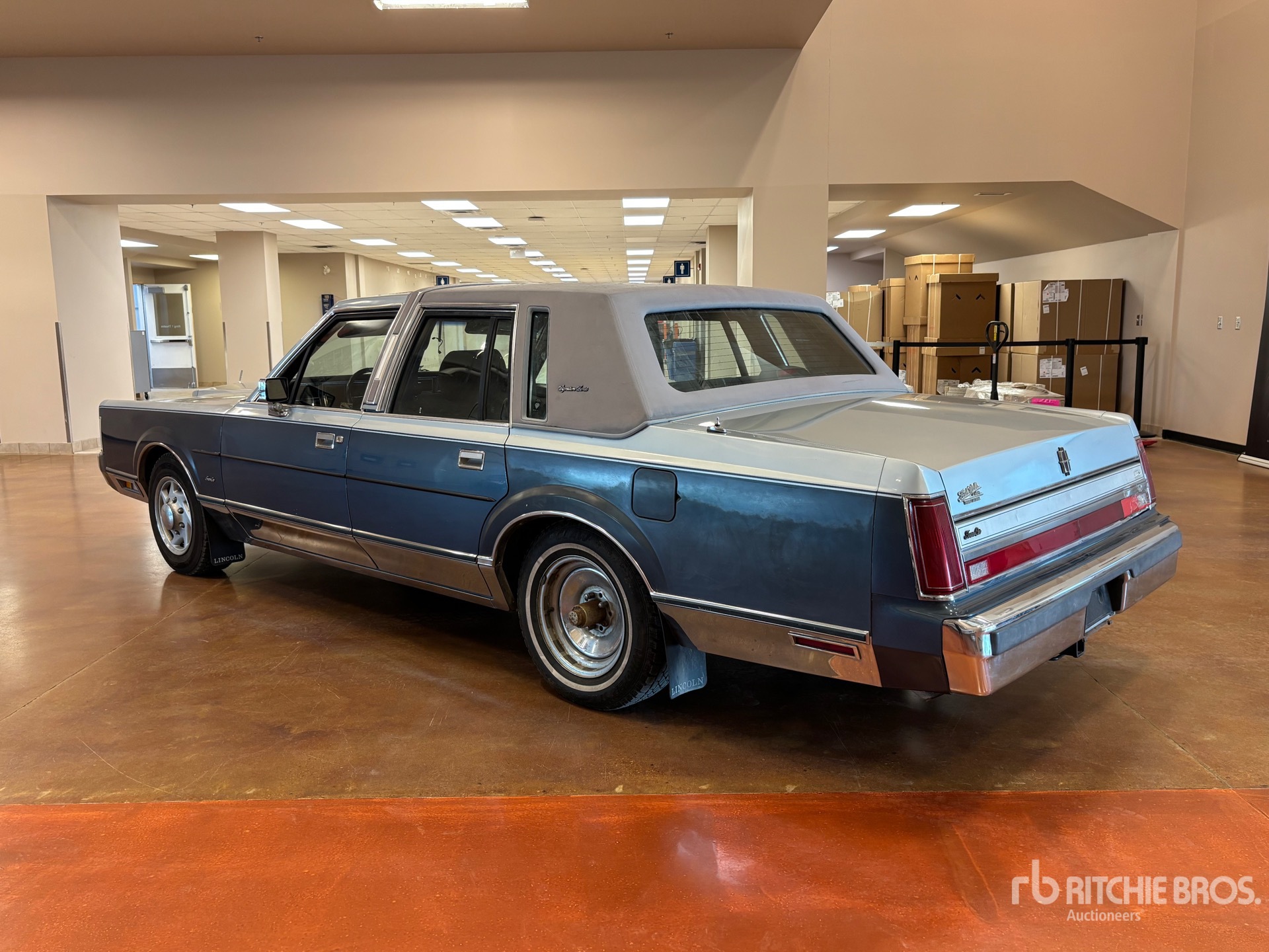 General Appearance with Picture, Left Rear Corner